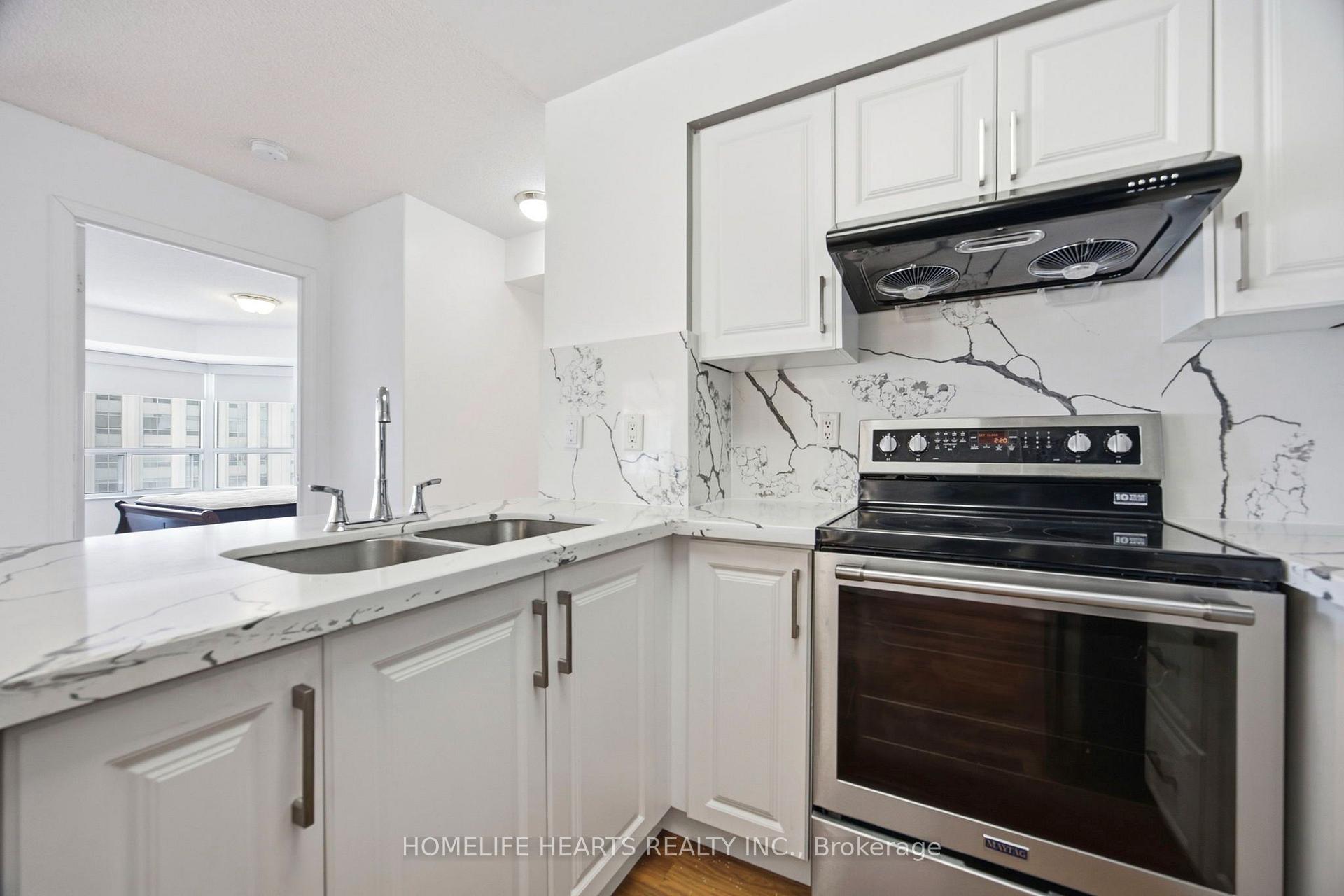Photo 9 of Unit 1221, 25 Kingsbridge Garden Circle, Mississauga, Hurontario — HOMEH