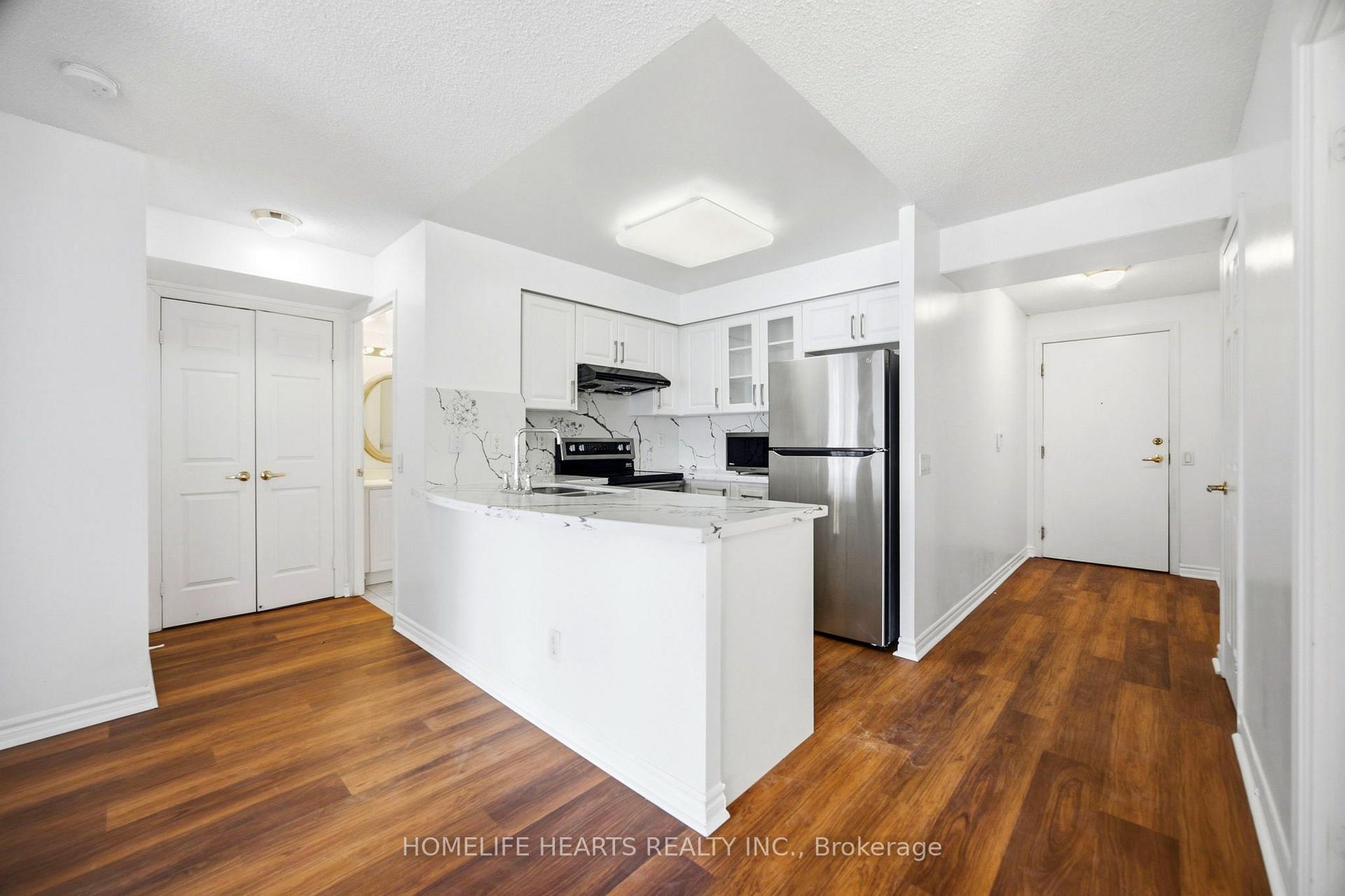 Photo 10 of Unit 1221, 25 Kingsbridge Garden Circle, Mississauga, Hurontario — HOMEH