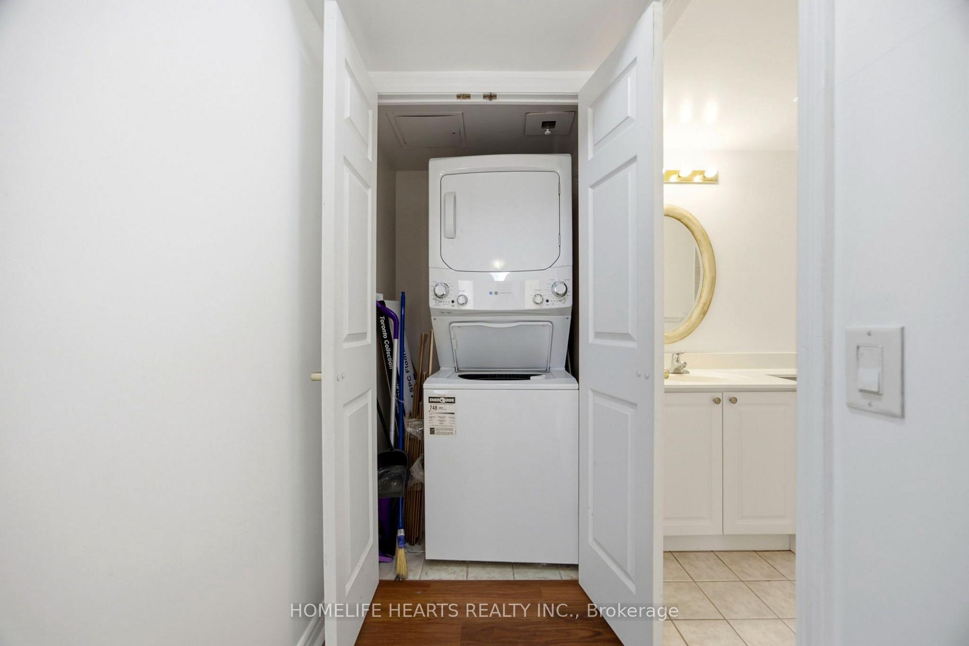 Photo 13 of Unit 1221, 25 Kingsbridge Garden Circle, Mississauga, Hurontario — HOMEH