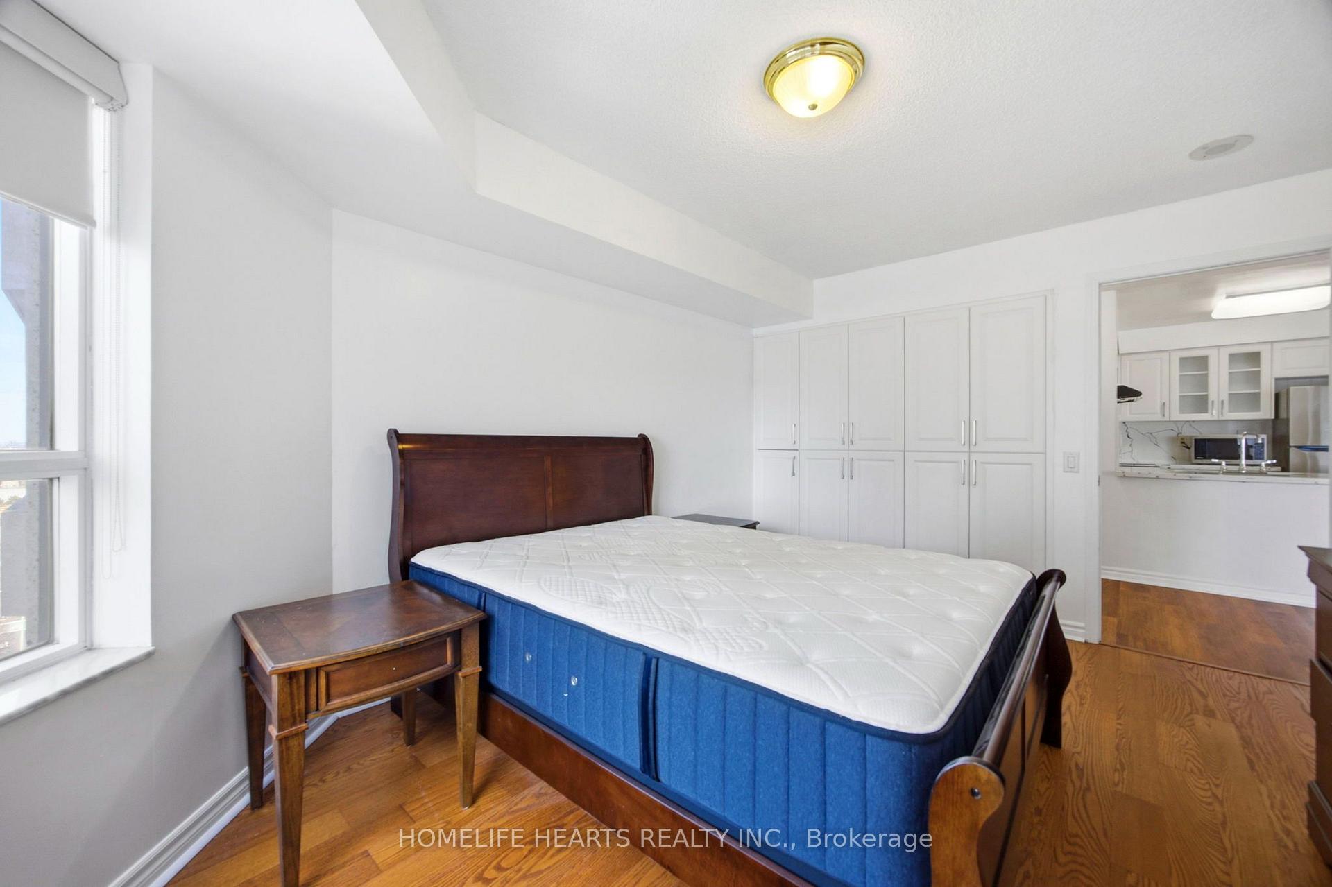Photo 22 of Unit 1221, 25 Kingsbridge Garden Circle, Mississauga, Hurontario — HOMEH