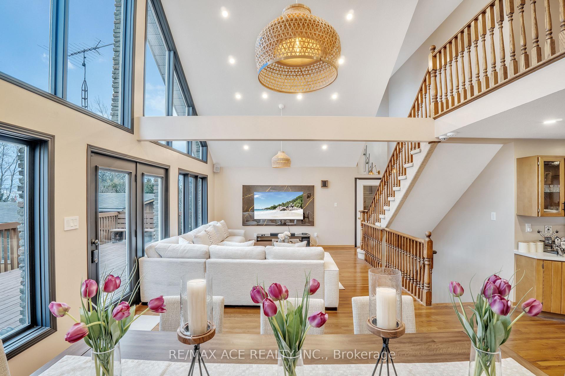 Photo 18 of 52 West Beach Road, Clarington, Bowmanville — HOMEH
