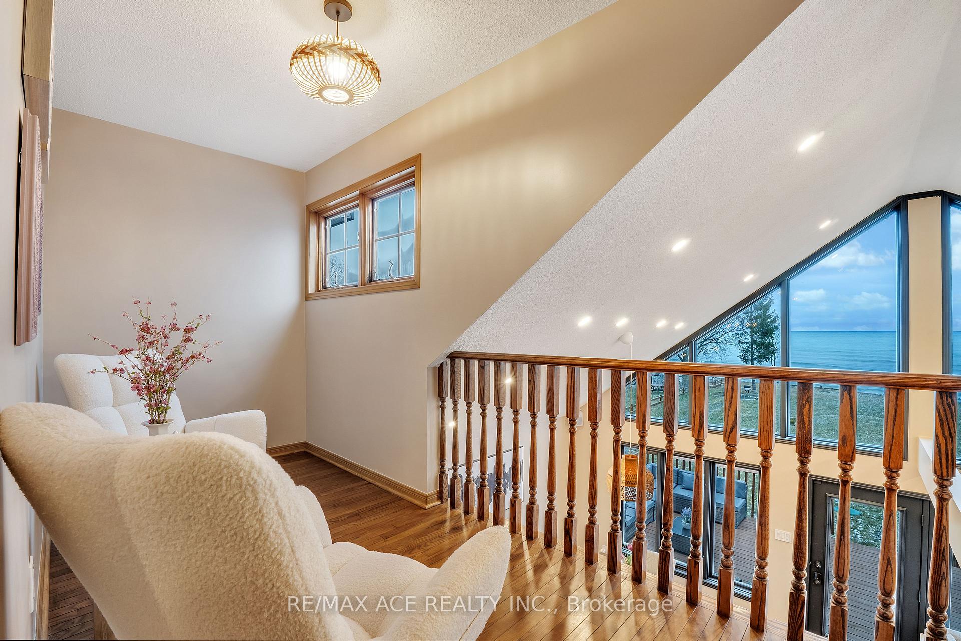Photo 38 of 52 West Beach Road, Clarington, Bowmanville — HOMEH