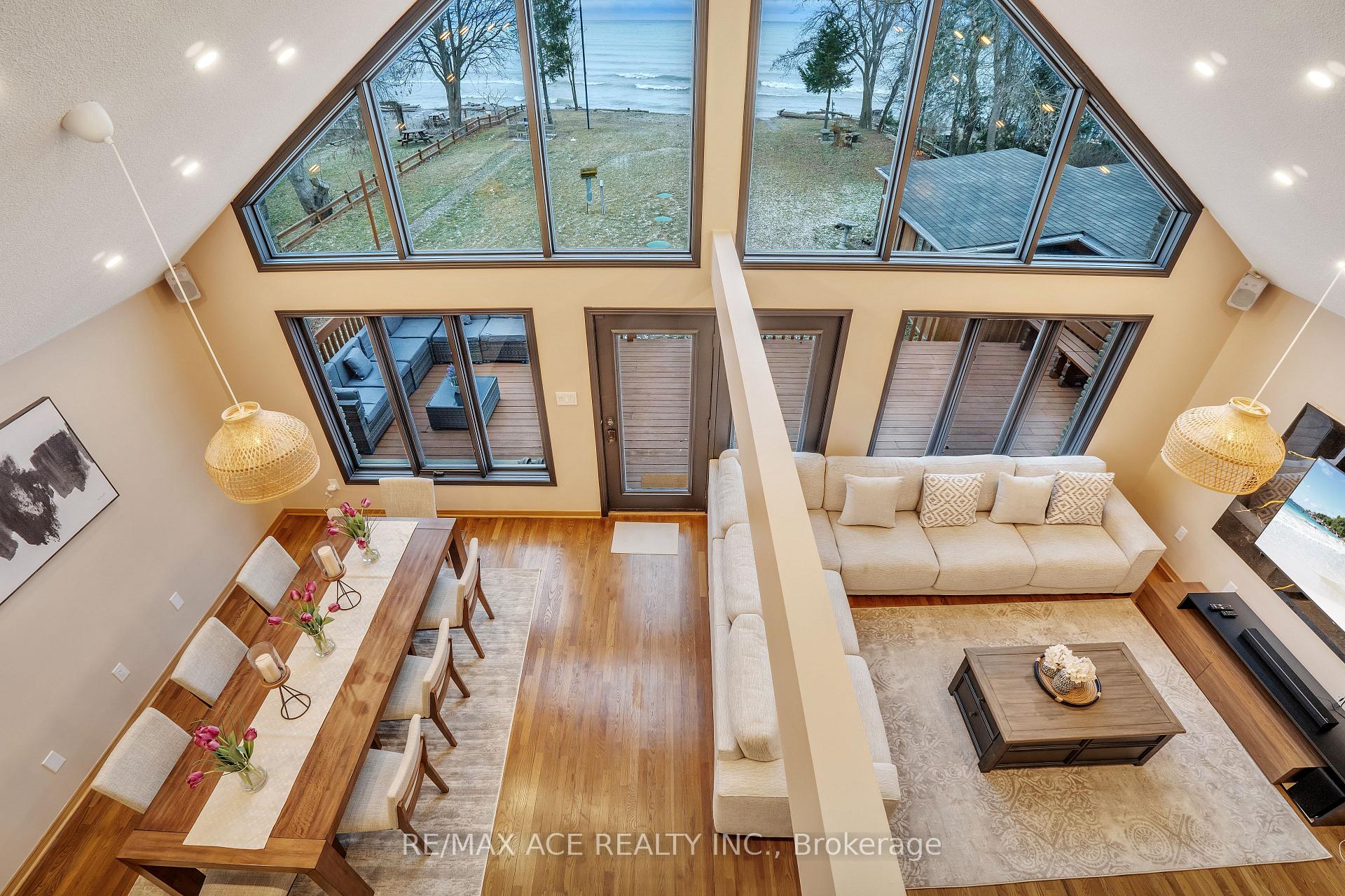 Photo 39 of 52 West Beach Road, Clarington, Bowmanville — HOMEH
