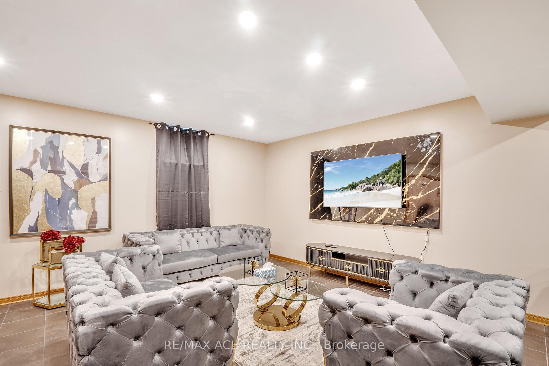 Photo 41 of 52 West Beach Road, Clarington, Bowmanville — HOMEH