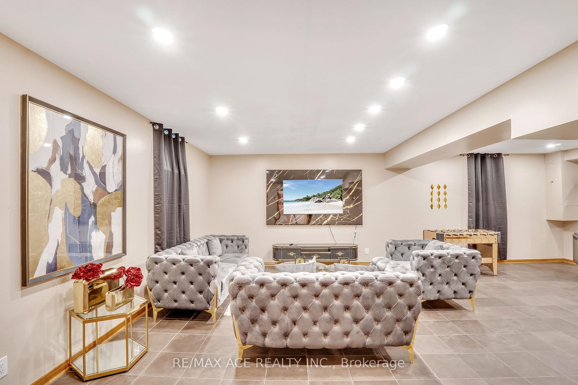 Photo 42 of 52 West Beach Road, Clarington, Bowmanville — HOMEH
