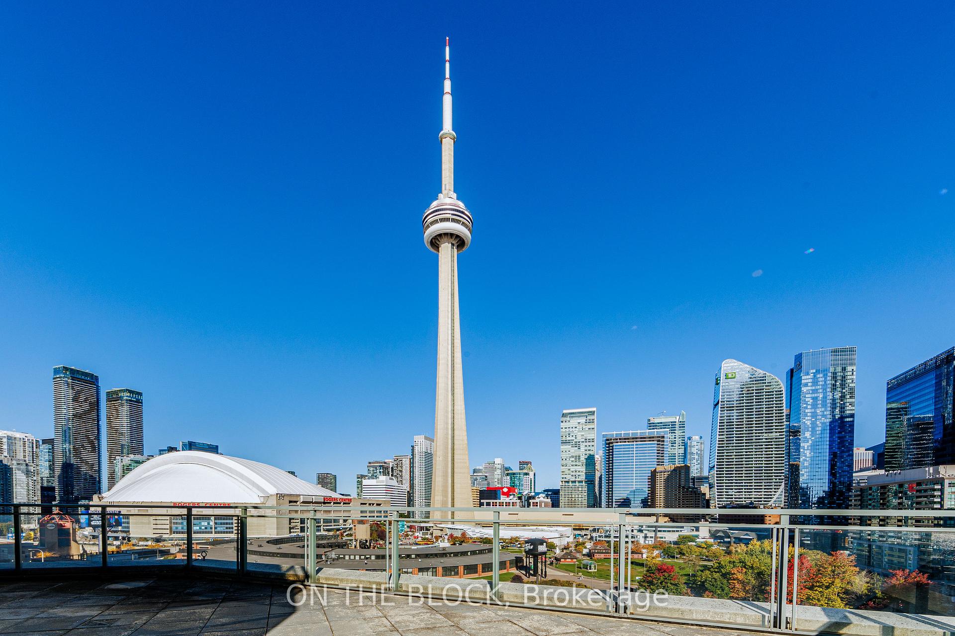 Photo of Unit 1515, 230 Queens Quay W