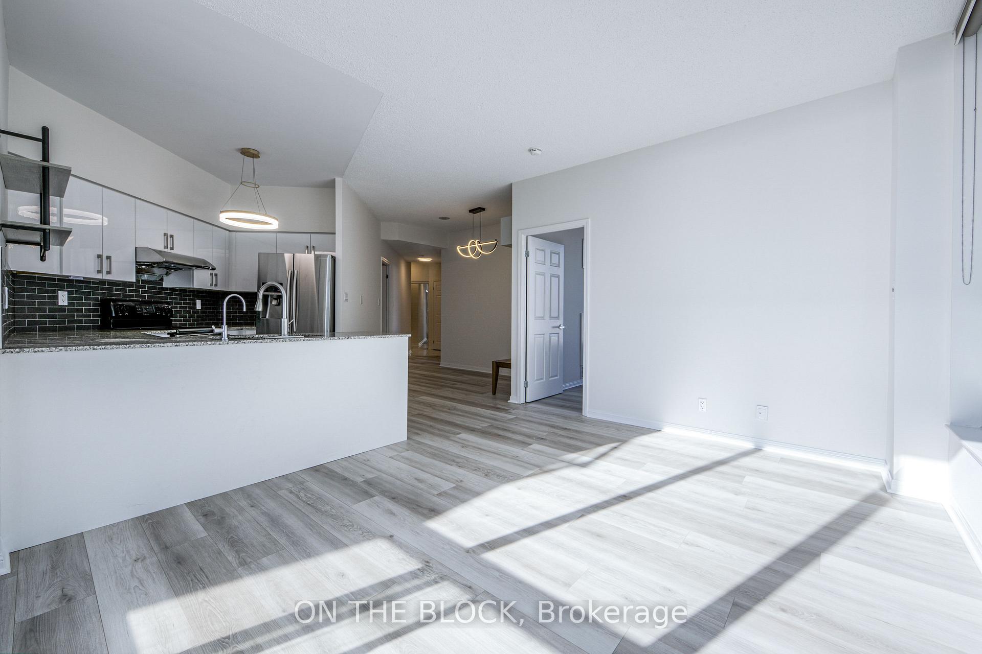 Photo 6 of Unit 1515, 230 Queens Quay W, Toronto, Waterfront Communities — HOMEH