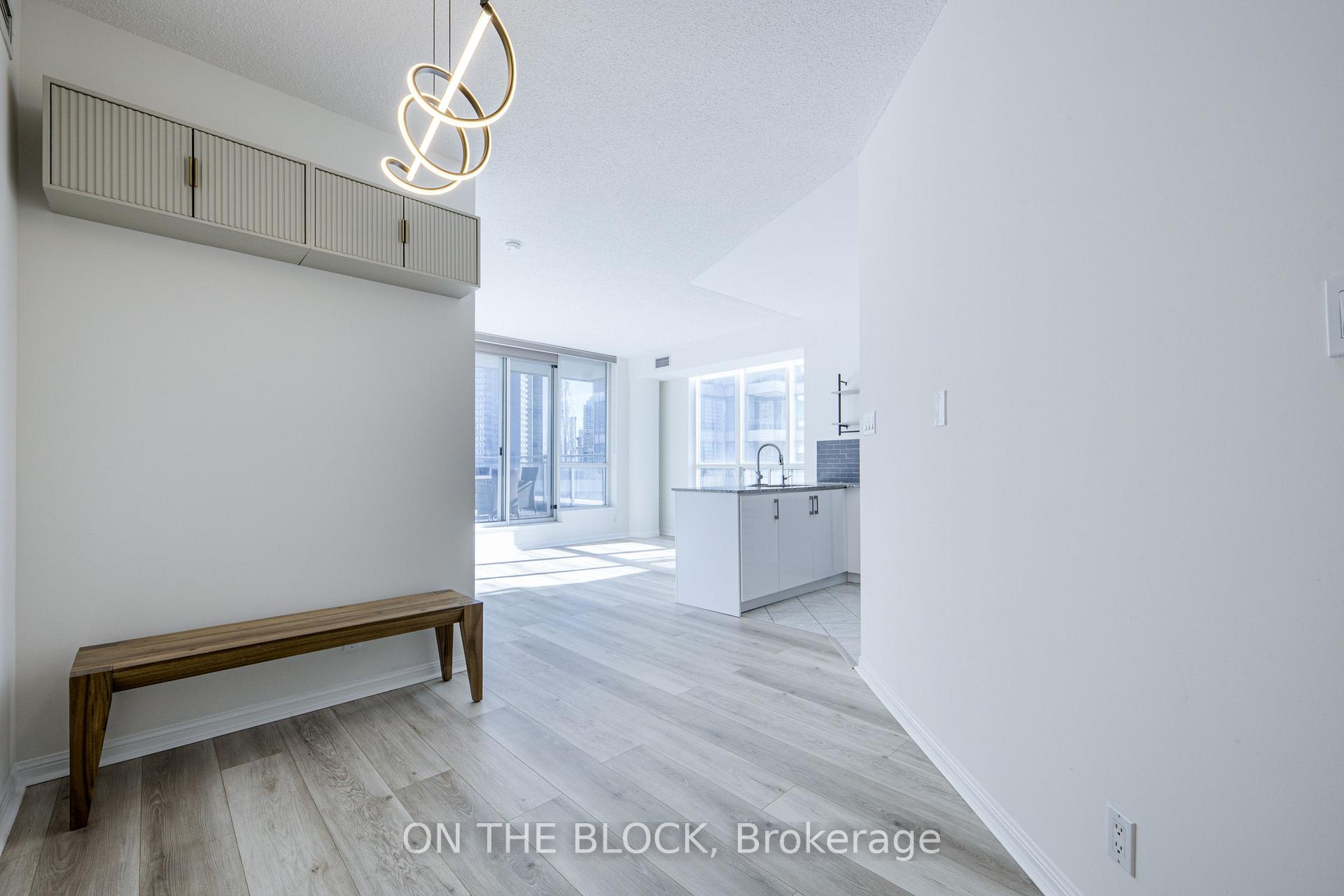 Photo 14 of Unit 1515, 230 Queens Quay W, Toronto, Waterfront Communities — HOMEH