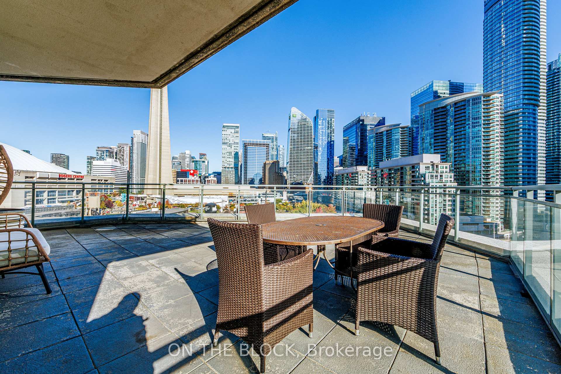 Photo 42 of Unit 1515, 230 Queens Quay W, Toronto, Waterfront Communities — HOMEH