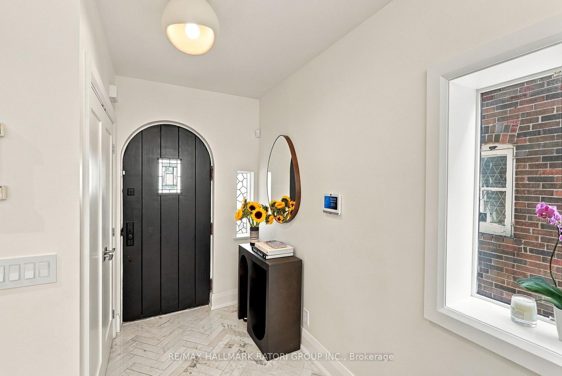 Photo 2 of 499 St Clements Avenue, Toronto, Forest Hill North — HOMEH