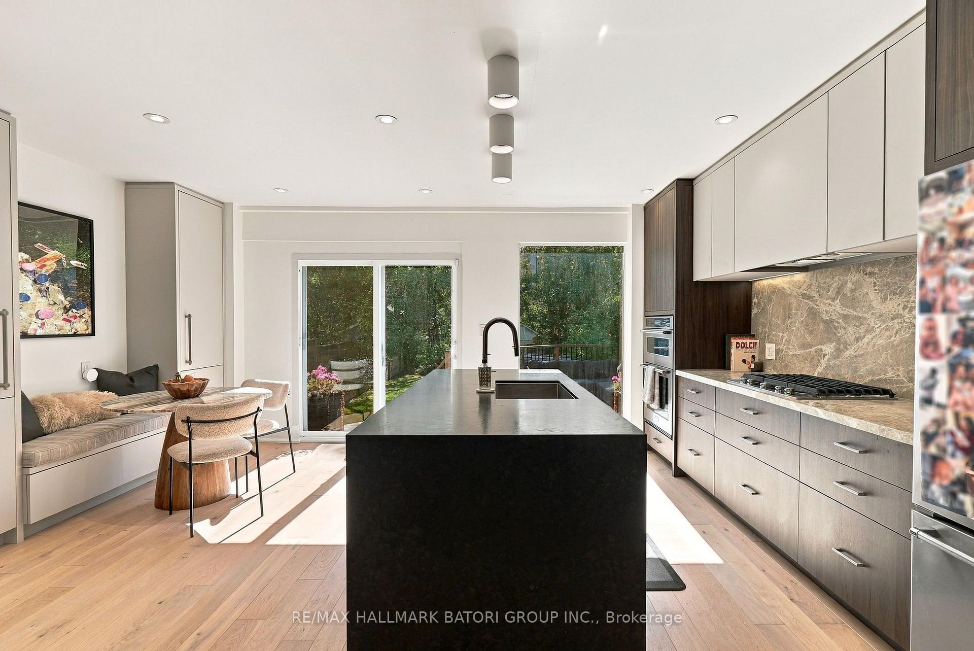 Photo 10 of 499 St Clements Avenue, Toronto, Forest Hill North — HOMEH