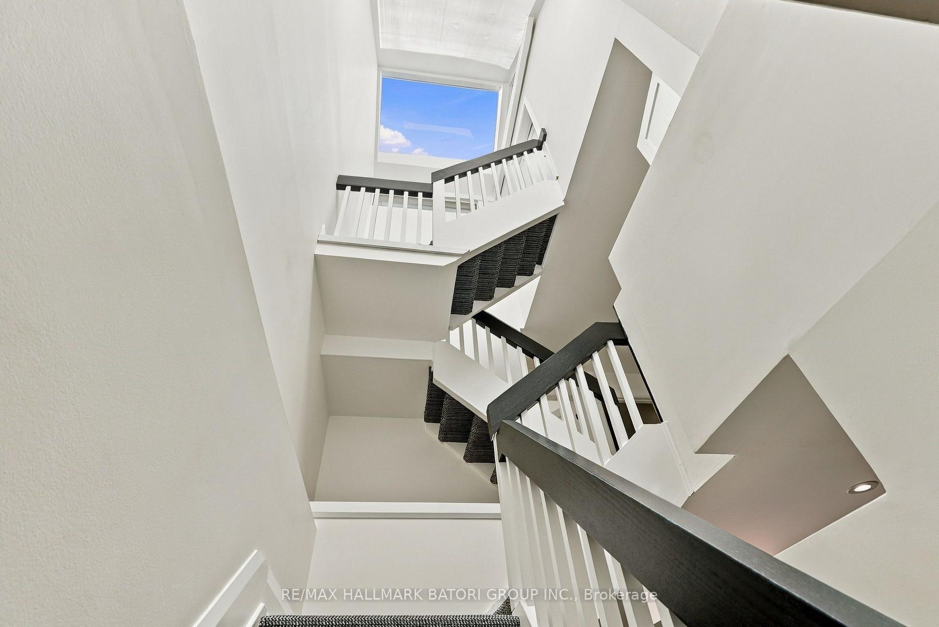 Photo 15 of 499 St Clements Avenue, Toronto, Forest Hill North — HOMEH