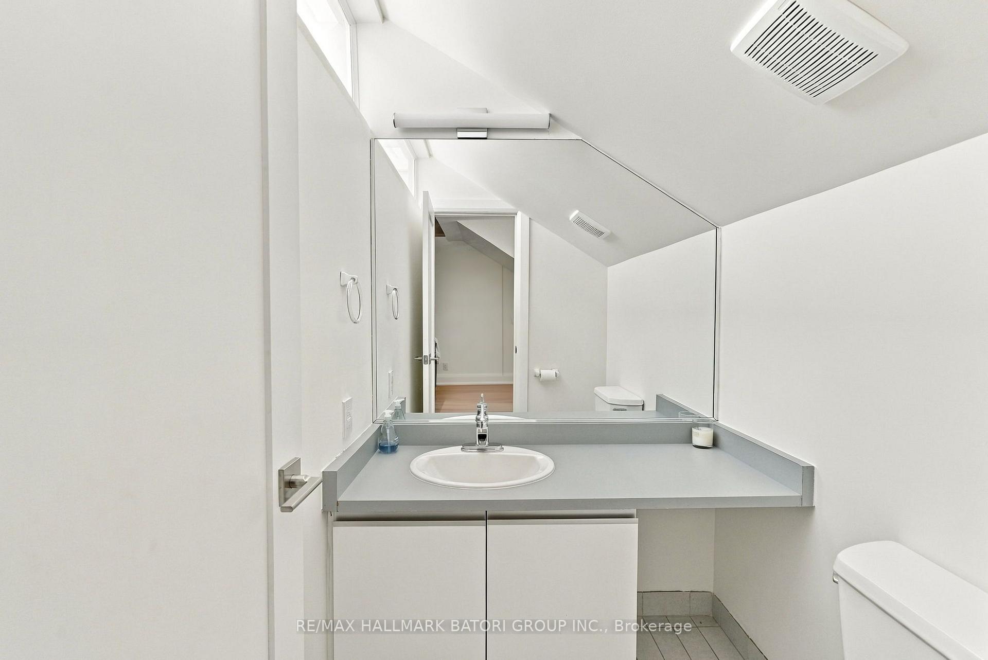 Photo 25 of 499 St Clements Avenue, Toronto, Forest Hill North — HOMEH