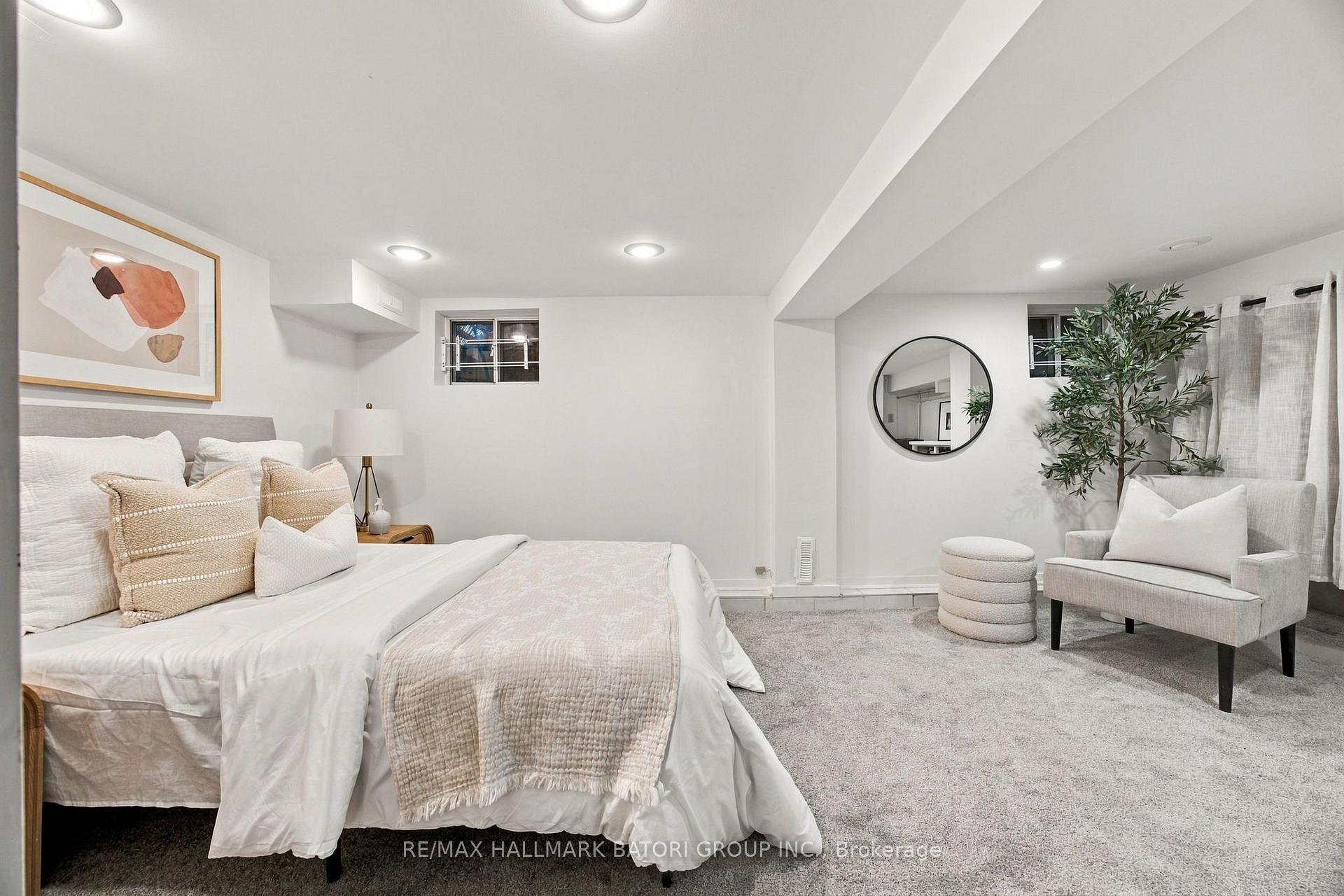 Photo 34 of 499 St Clements Avenue, Toronto, Forest Hill North — HOMEH