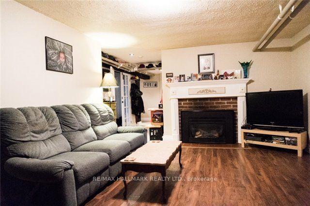 Photo 7 of 81 Wellington Street E, Barrie, City Centre — HOMEH