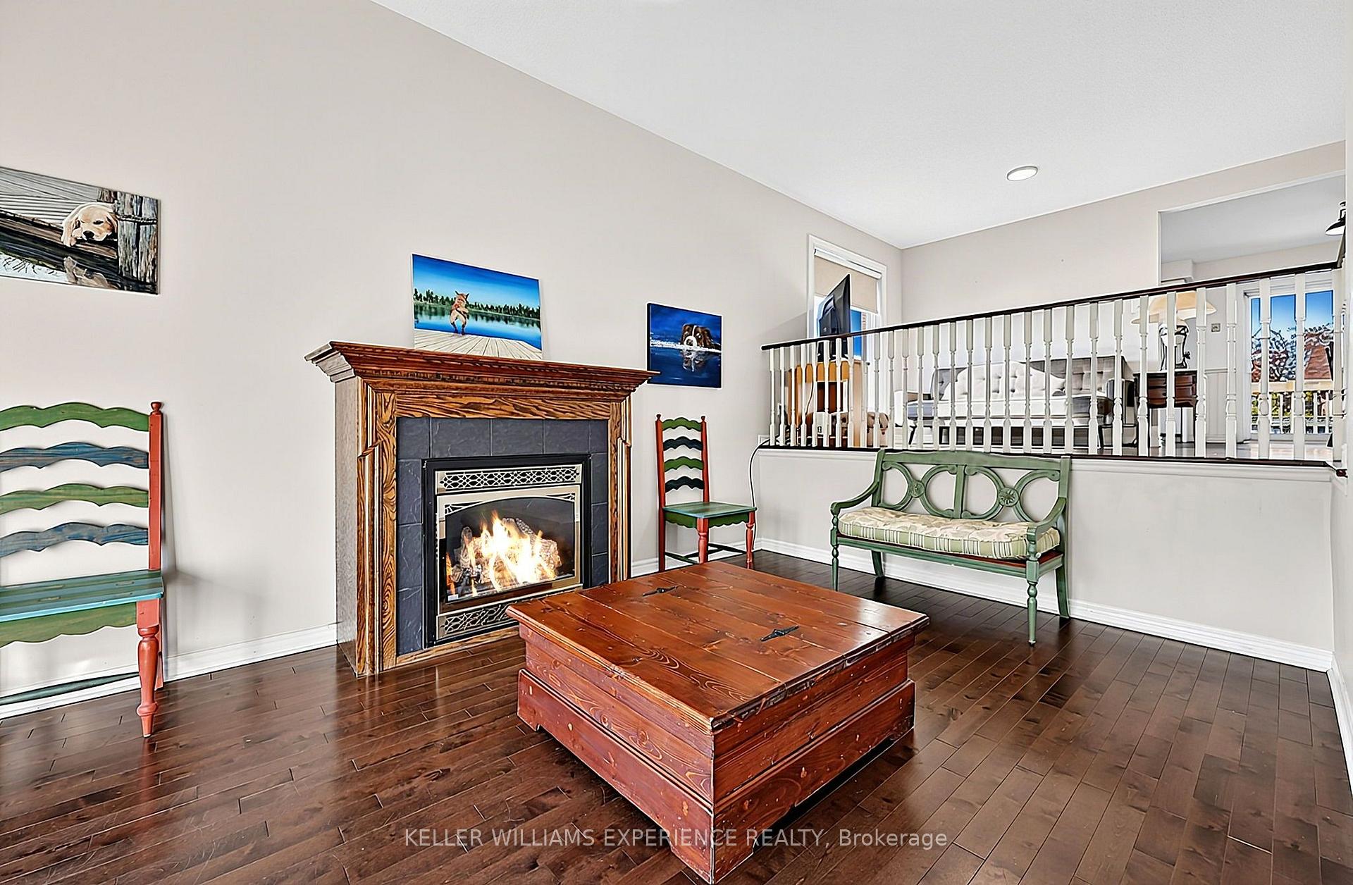 Photo 9 of 169 Emms Drive, Barrie, Holly — HOMEH