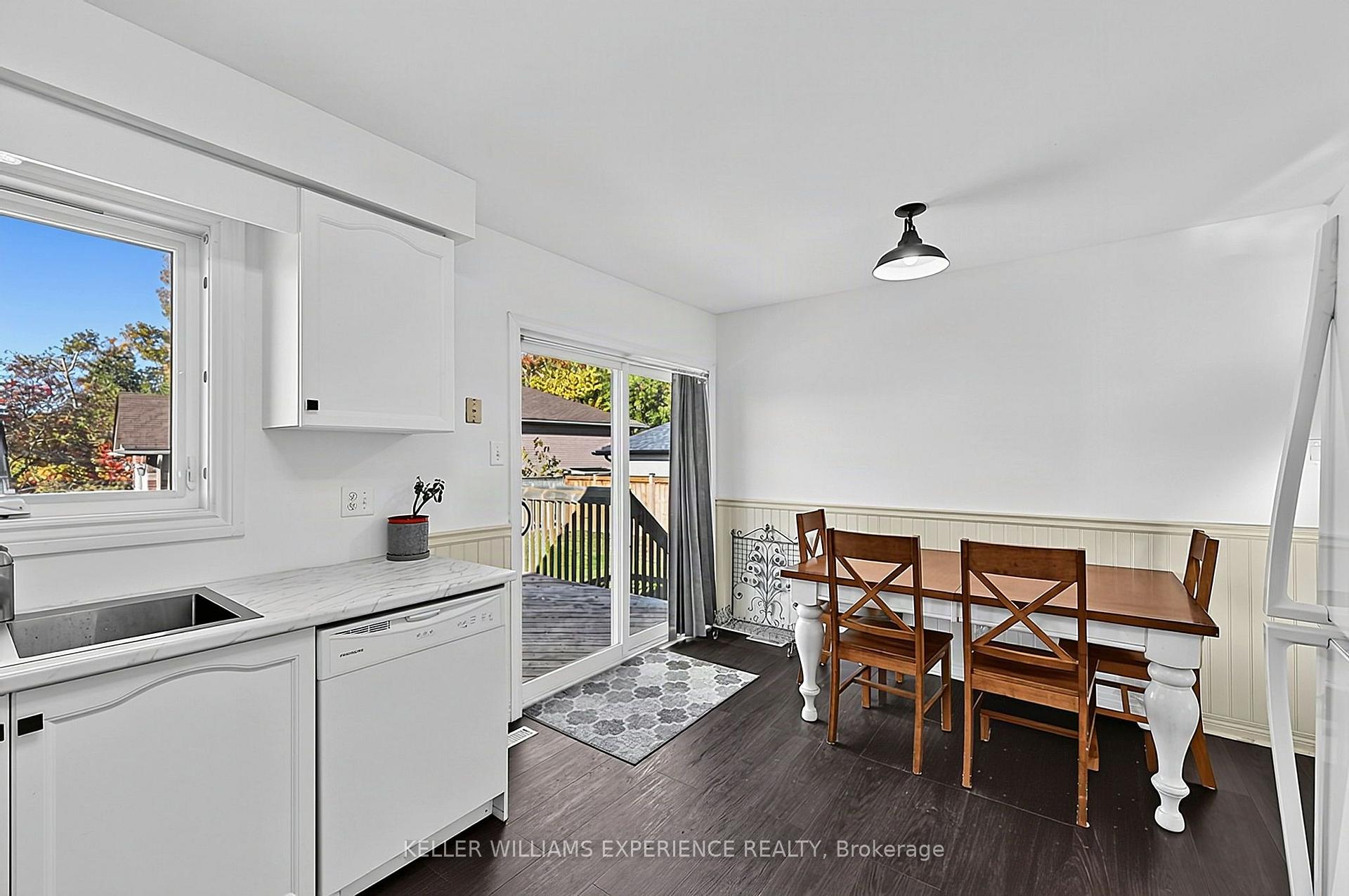 Photo 19 of 169 Emms Drive, Barrie, Holly — HOMEH