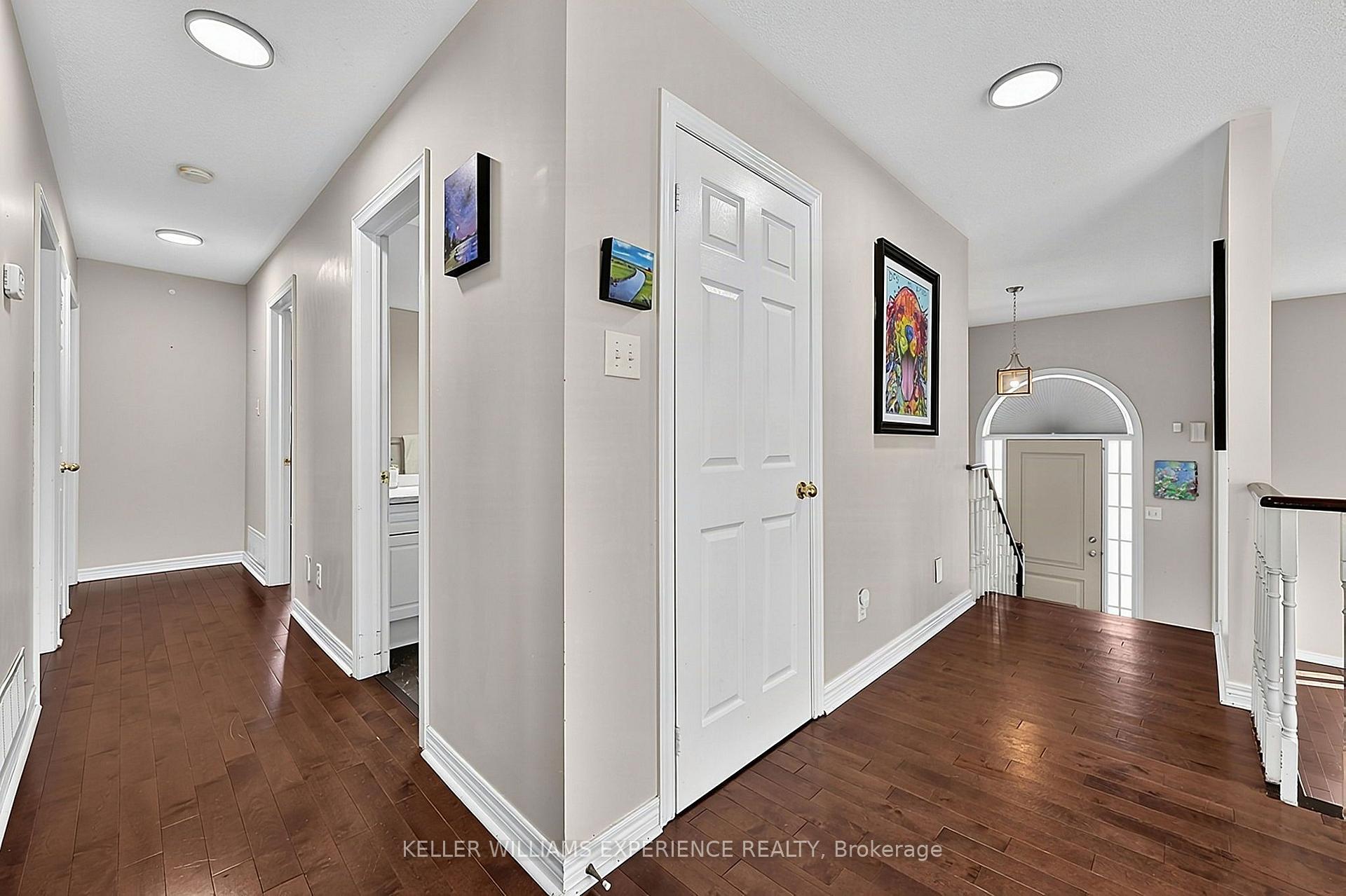 Photo 21 of 169 Emms Drive, Barrie, Holly — HOMEH