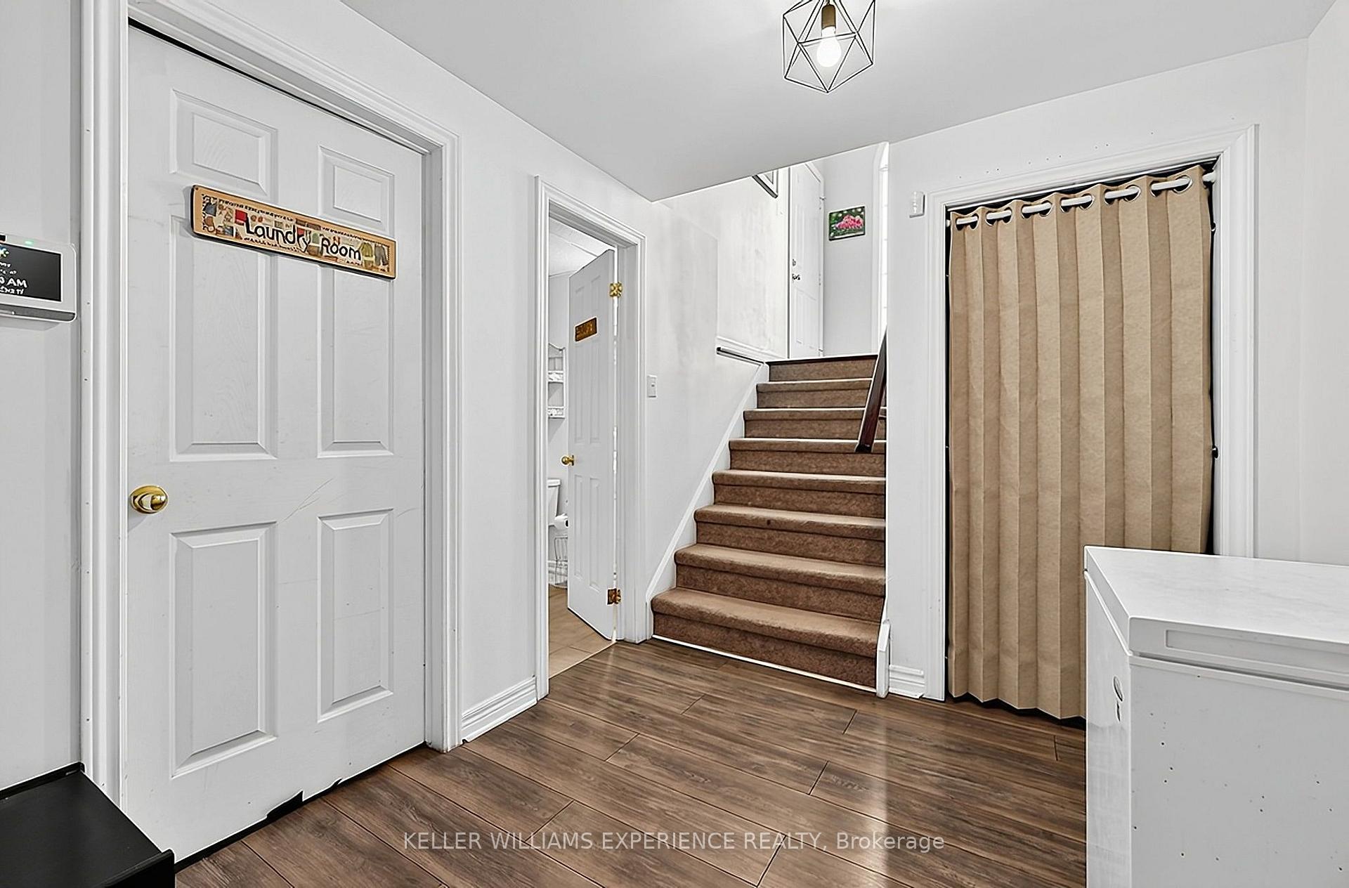 Photo 29 of 169 Emms Drive, Barrie, Holly — HOMEH