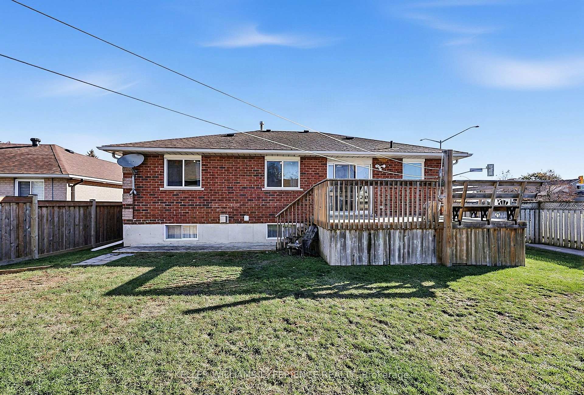 Photo 40 of 169 Emms Drive, Barrie, Holly — HOMEH
