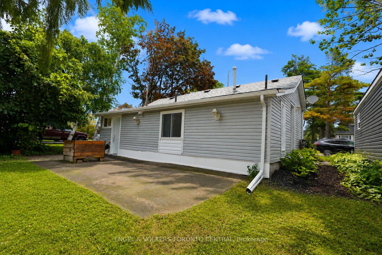 Photo 12 of 204 Cox Mill Road, Barrie, Painswick North — HOMEH
