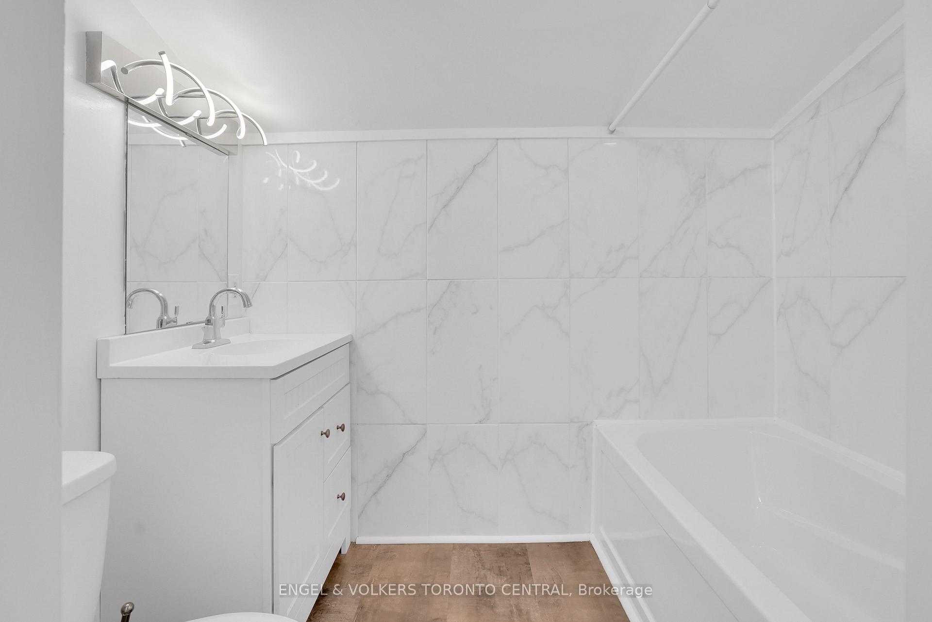 Photo 29 of 204 Cox Mill Road, Barrie, Painswick North — HOMEH