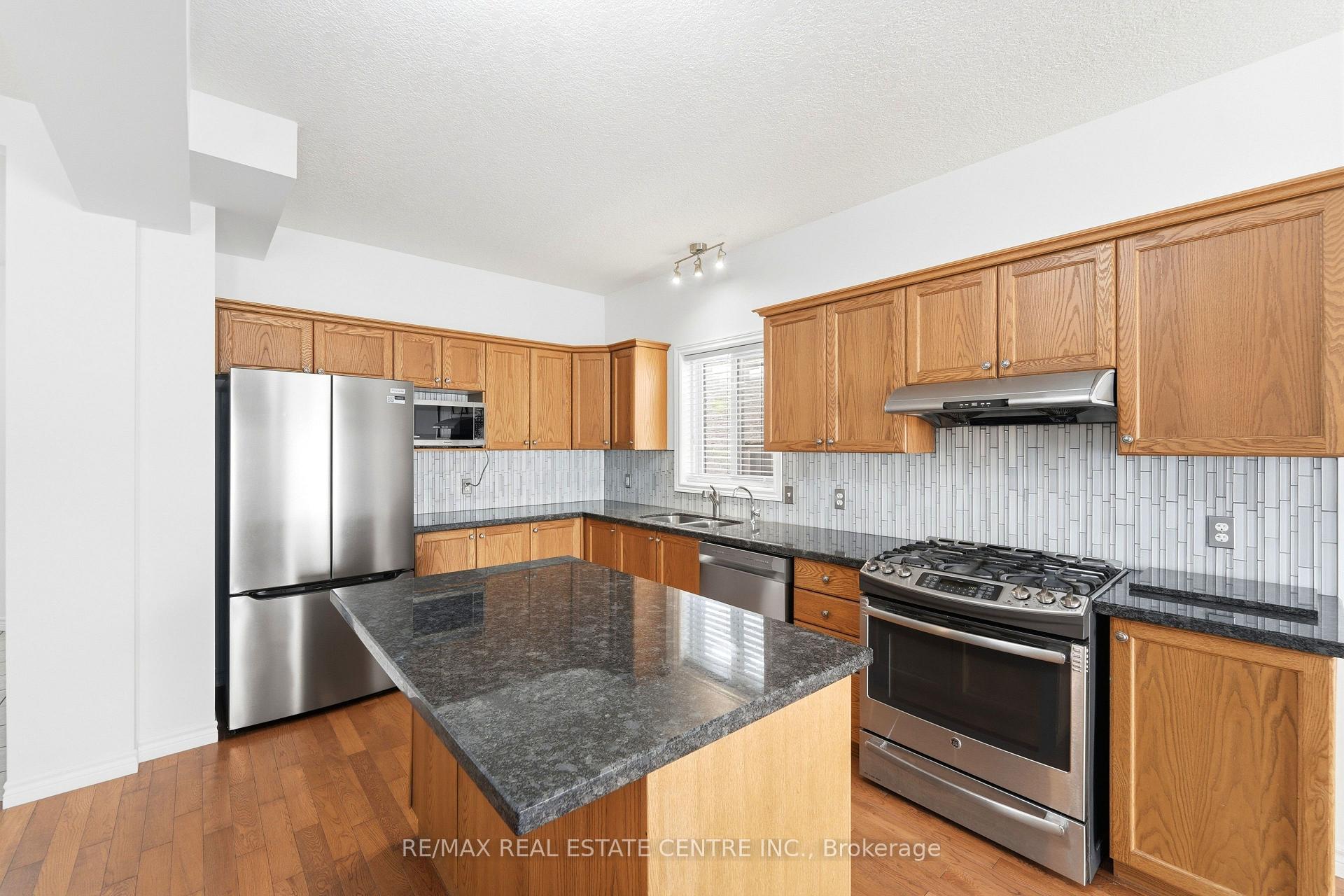 Photo 4 of 83 Yates Avenue, Cambridge, Little's Corners — HOMEH