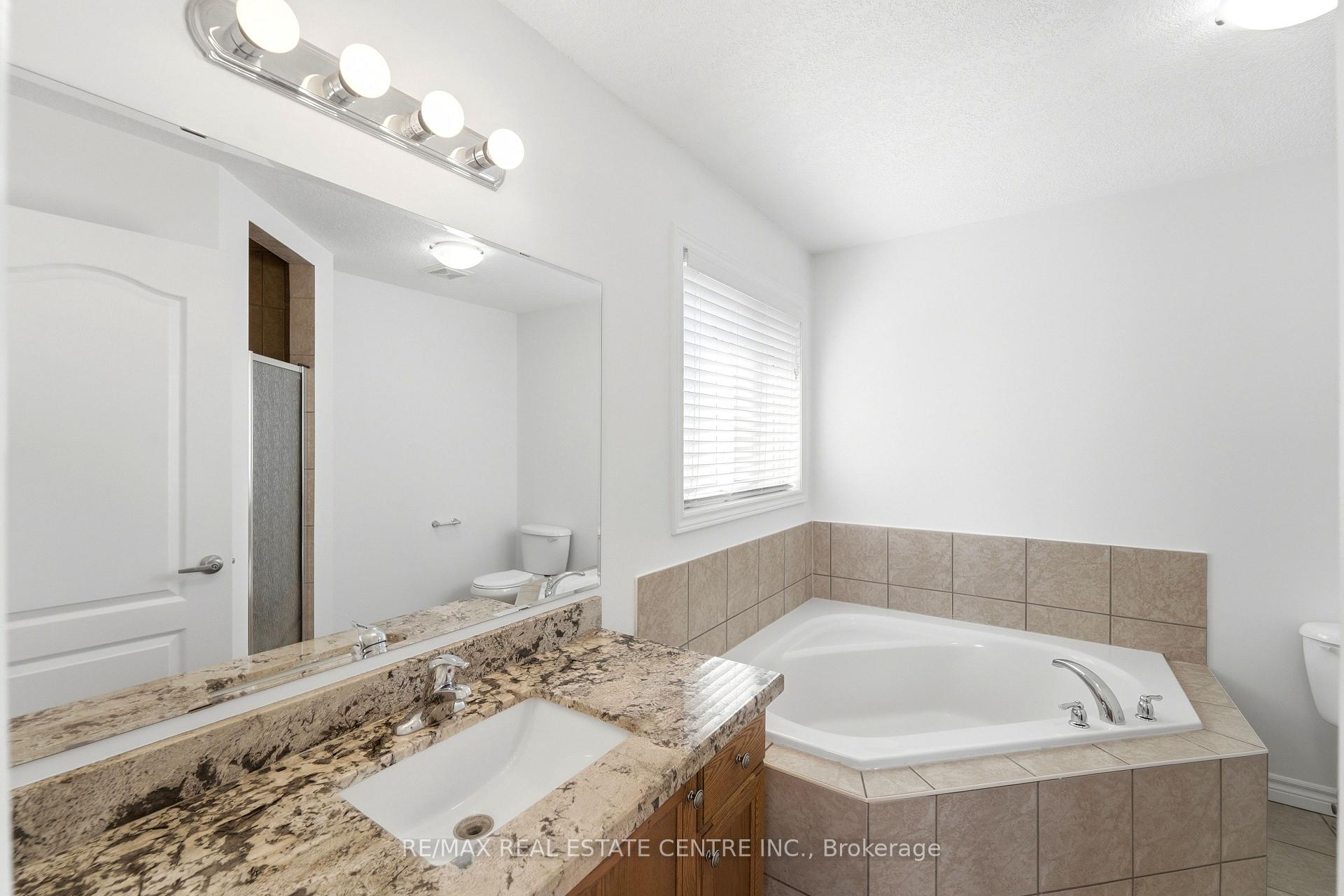 Photo 15 of 83 Yates Avenue, Cambridge, Little's Corners — HOMEH