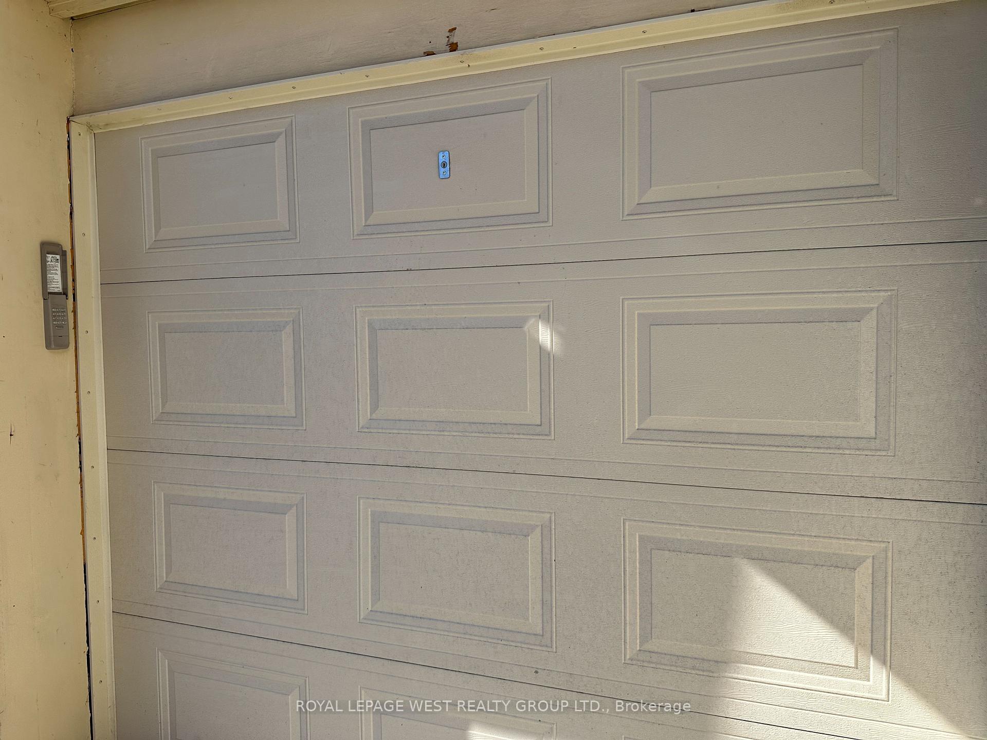 Photo 15 of Unit 1, 27 Mossom Road W, Toronto, High Park-Swansea — HOMEH