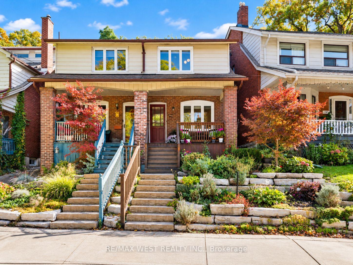 Photo of 209 Clendenan Avenue