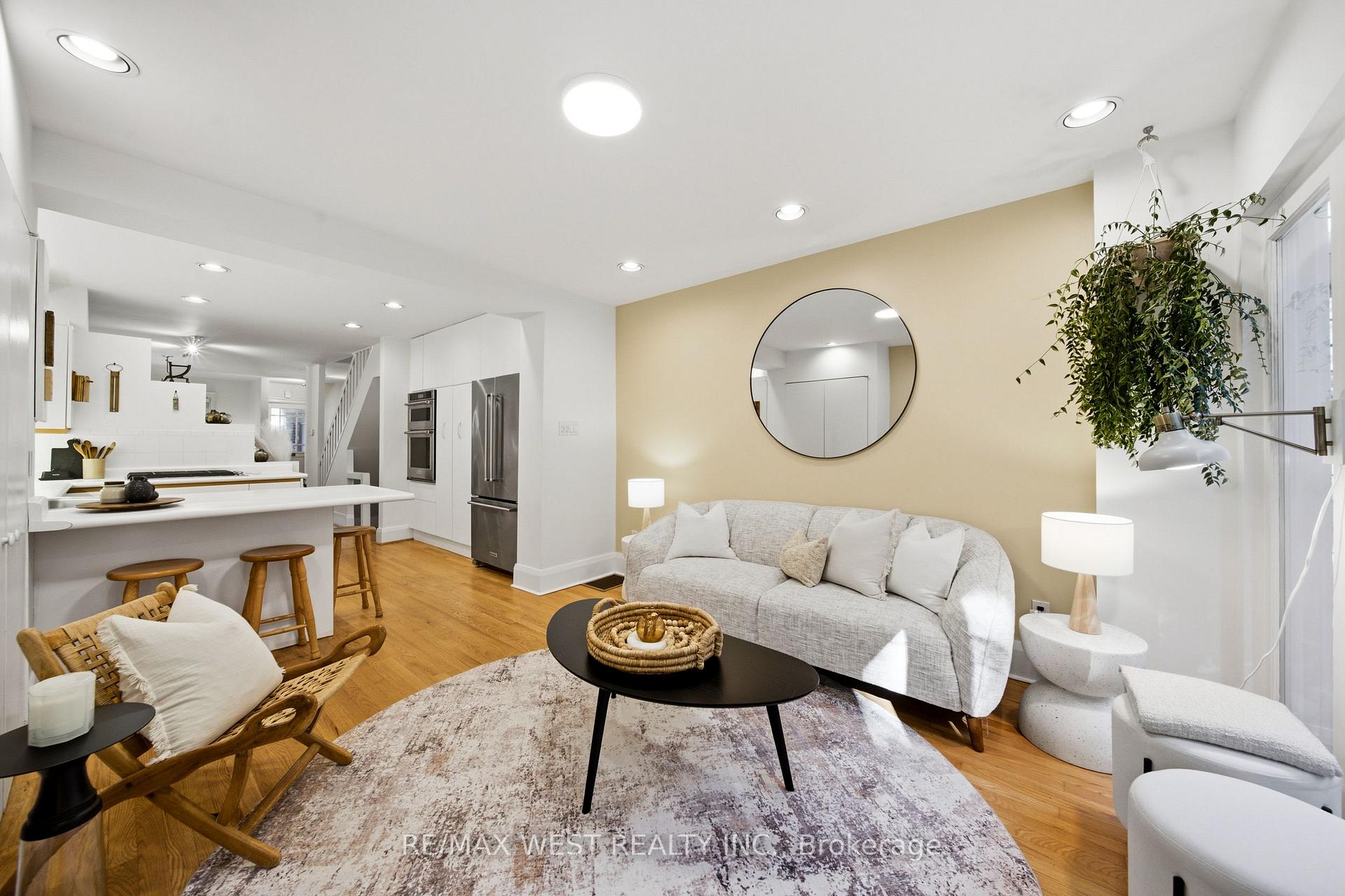Photo 13 of 209 Clendenan Avenue, Toronto, High Park North — HOMEH