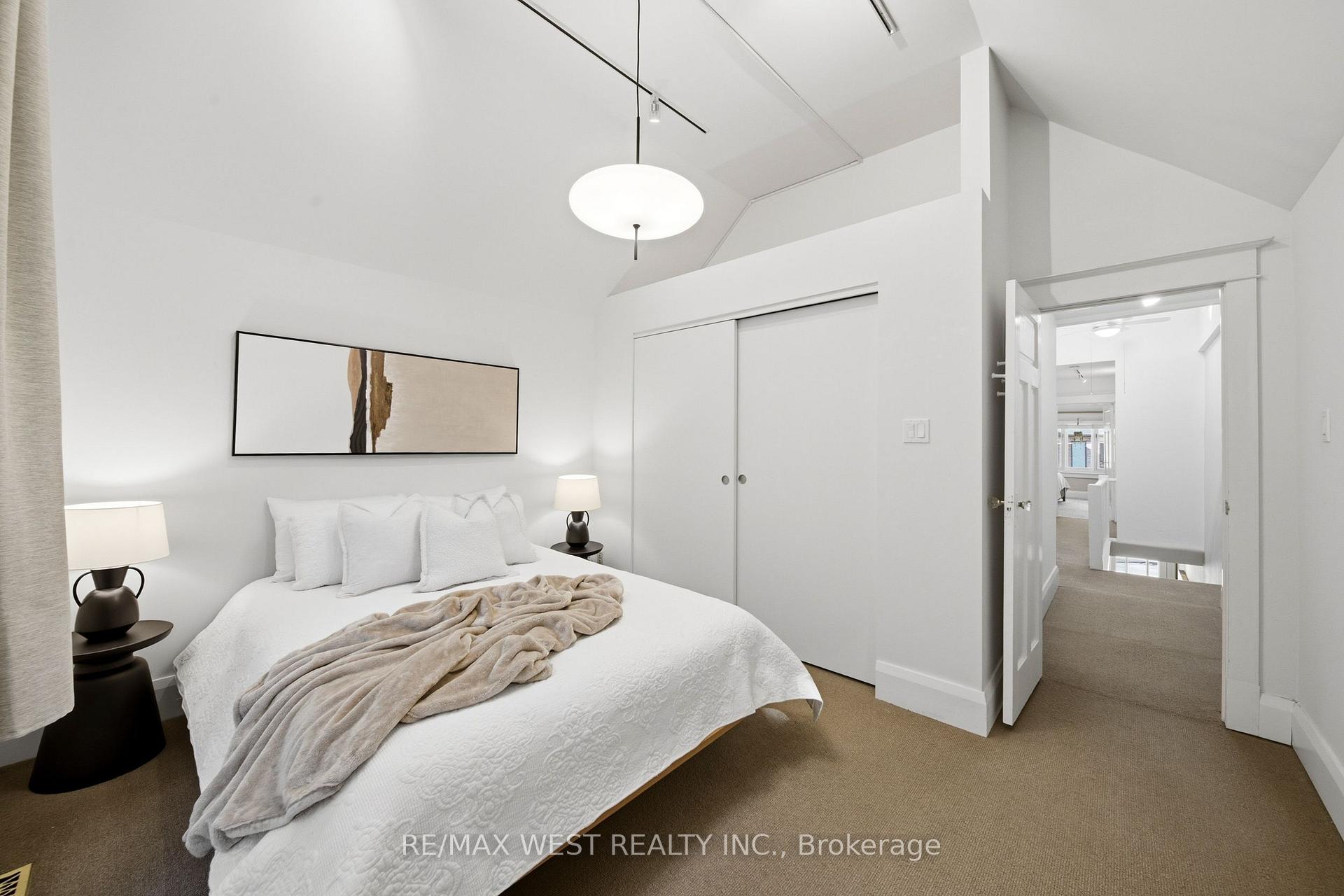 Photo 15 of 209 Clendenan Avenue, Toronto, High Park North — HOMEH