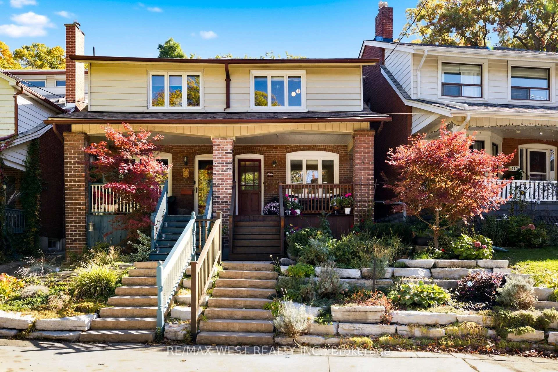 Photo 2 of 209 Clendenan Avenue, Toronto, High Park North — HOMEH