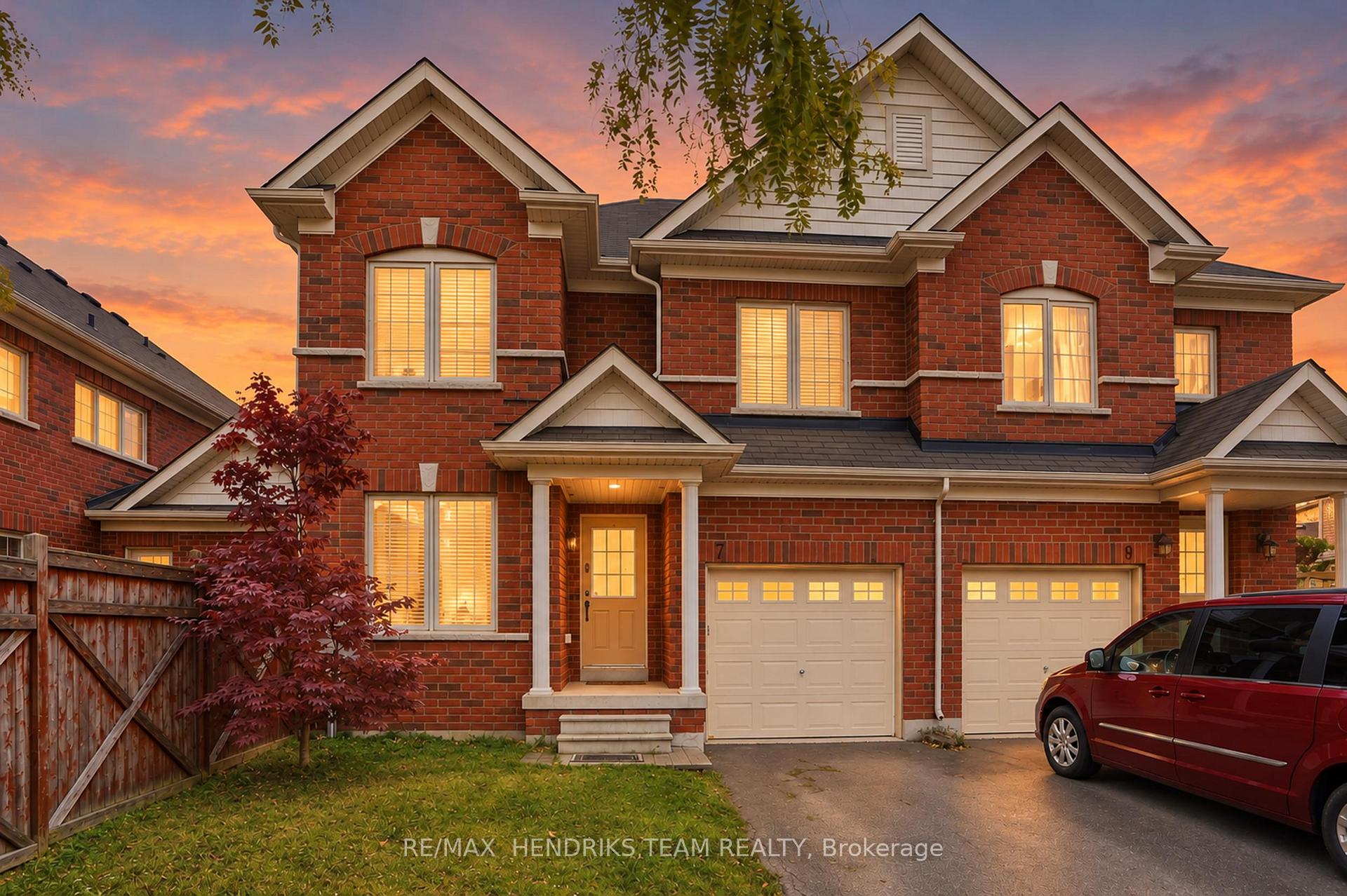 Photo 1 of 7 Keith Crescent, St. Catharines, Glendale/Glenridge — HOMEH