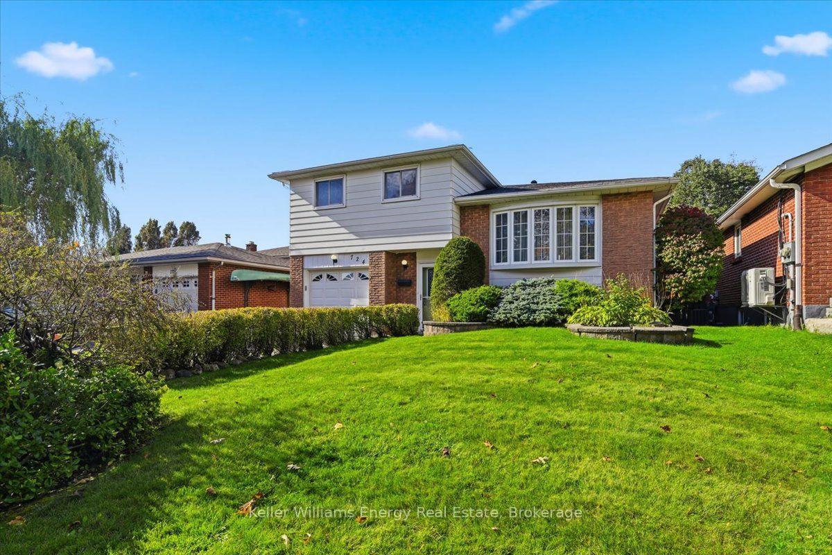 Photo 1 of 724 Clifton Drive, Oshawa, Centennial — HOMEH
