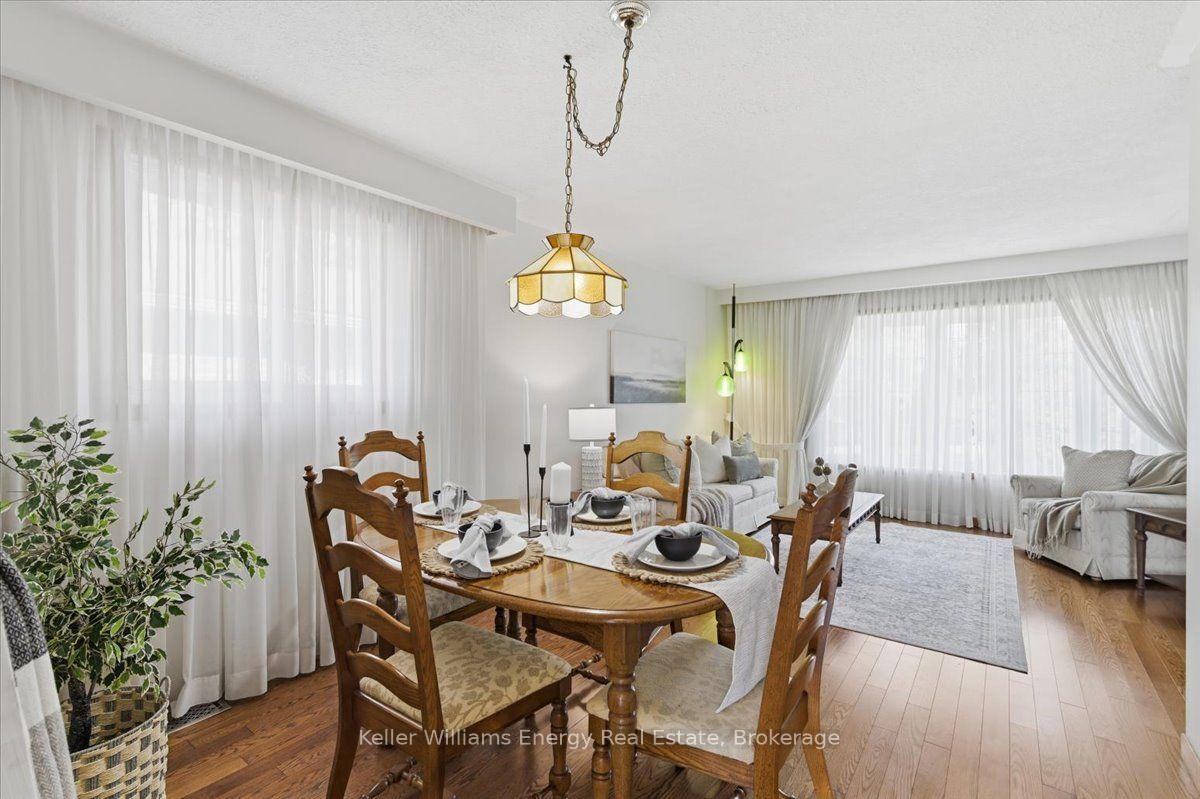 Photo 12 of 724 Clifton Drive, Oshawa, Centennial — HOMEH