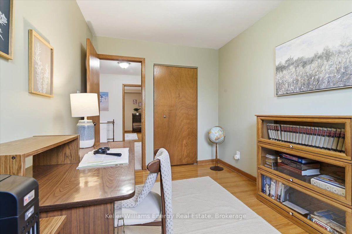Photo 26 of 724 Clifton Drive, Oshawa, Centennial — HOMEH