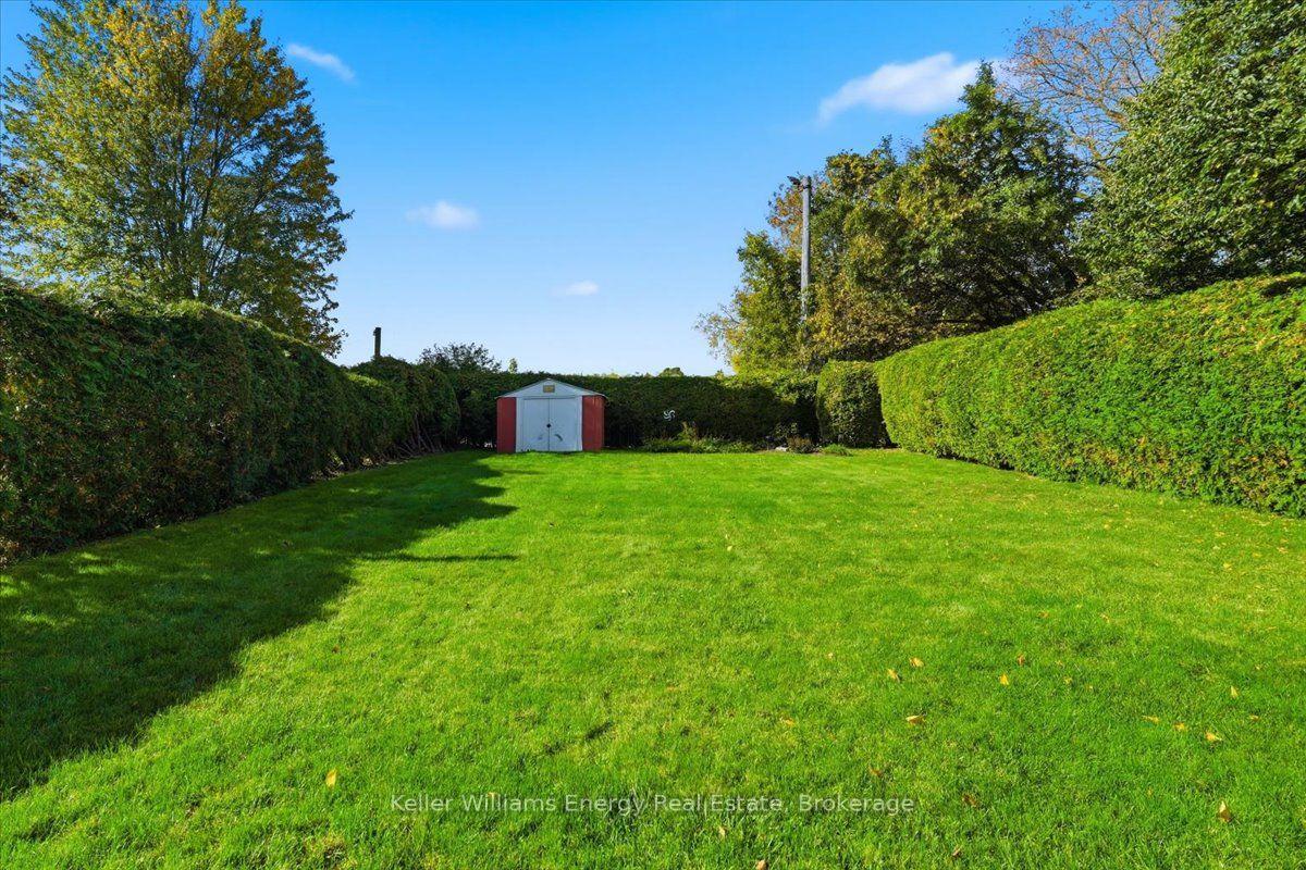 Photo 36 of 724 Clifton Drive, Oshawa, Centennial — HOMEH