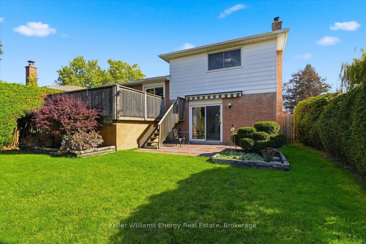 Photo 37 of 724 Clifton Drive, Oshawa, Centennial — HOMEH
