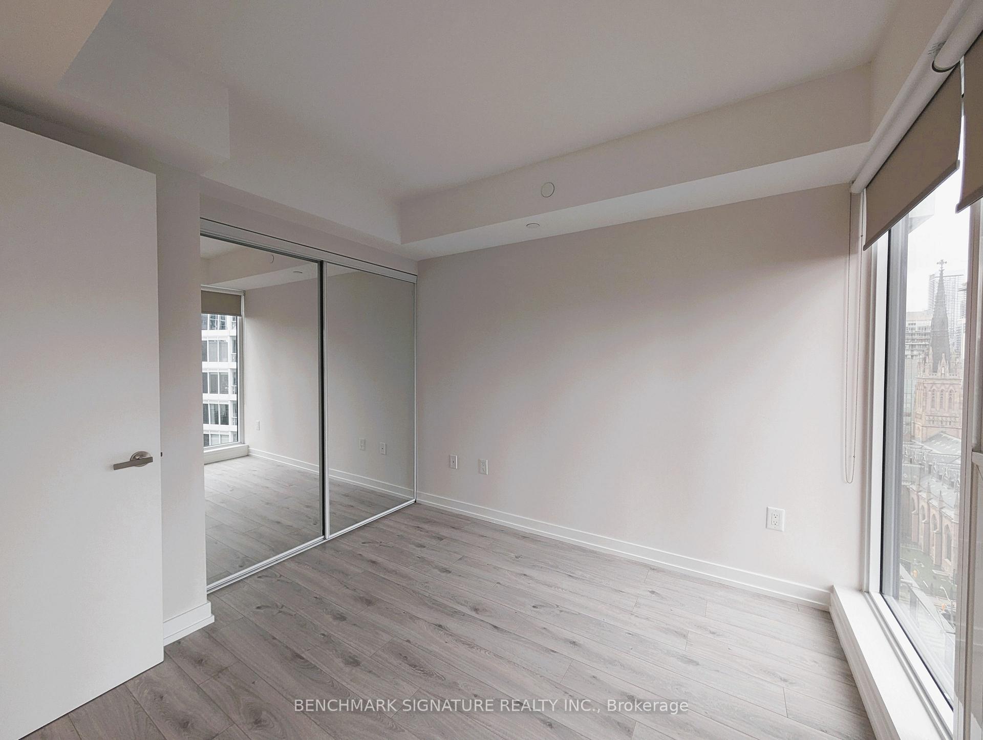 Photo 10 of Unit 1812, 77 Shuter Street, Toronto, Church-Yonge Corridor — HOMEH
