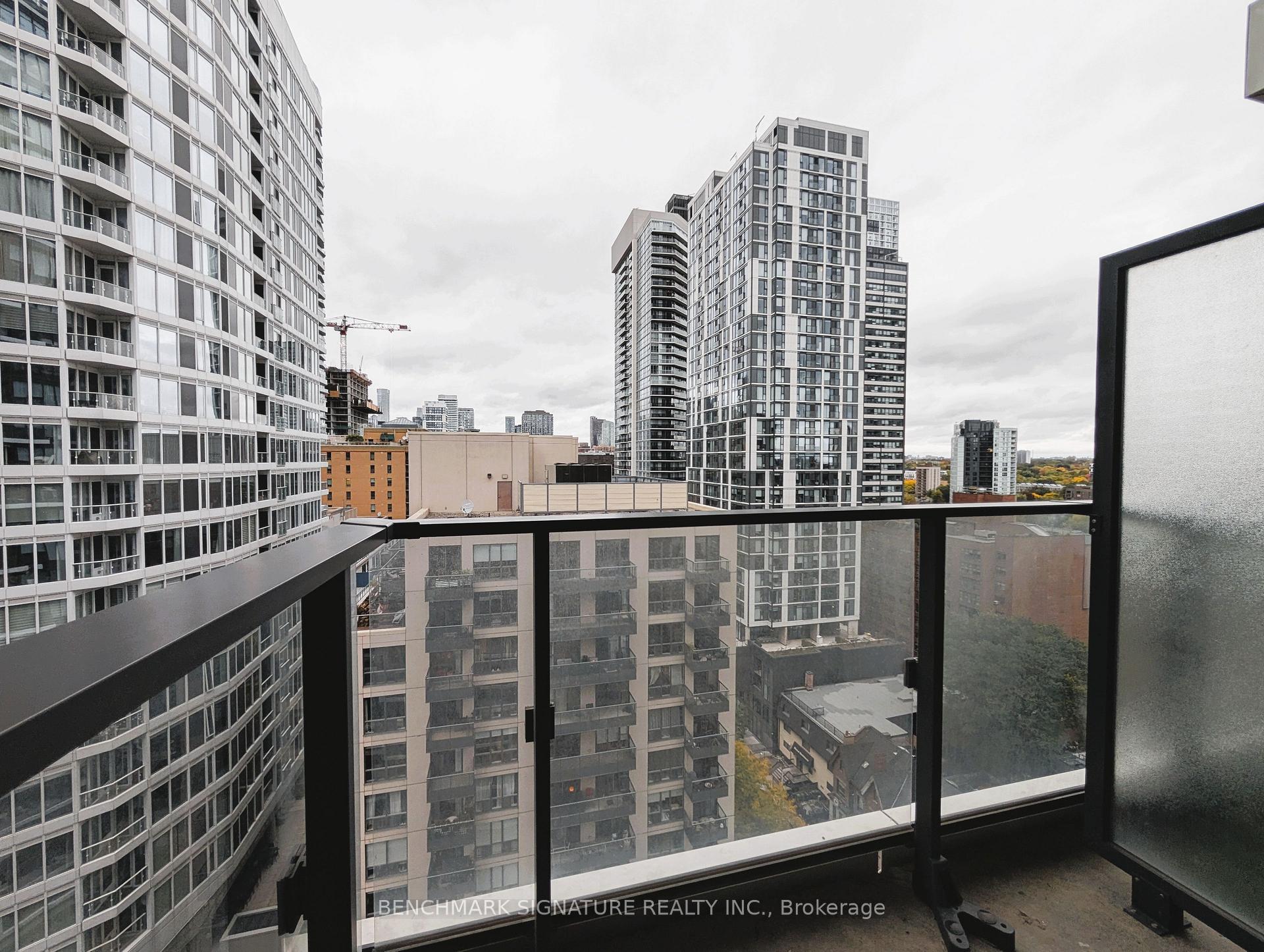 Photo 12 of Unit 1812, 77 Shuter Street, Toronto, Church-Yonge Corridor — HOMEH