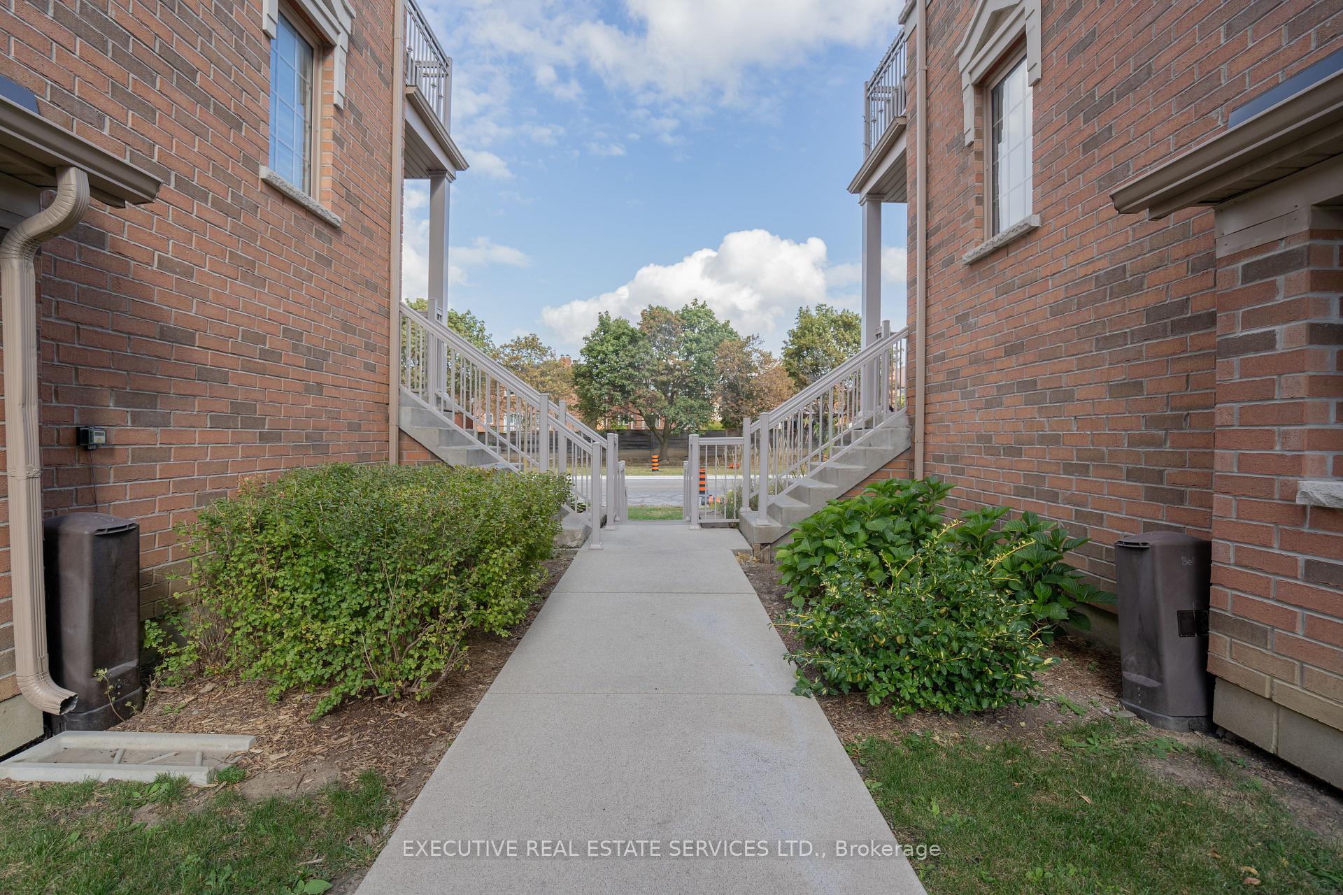 Photo 4 of Unit 10, 180 Howden Boulevard, Brampton, Westgate — HOMEH