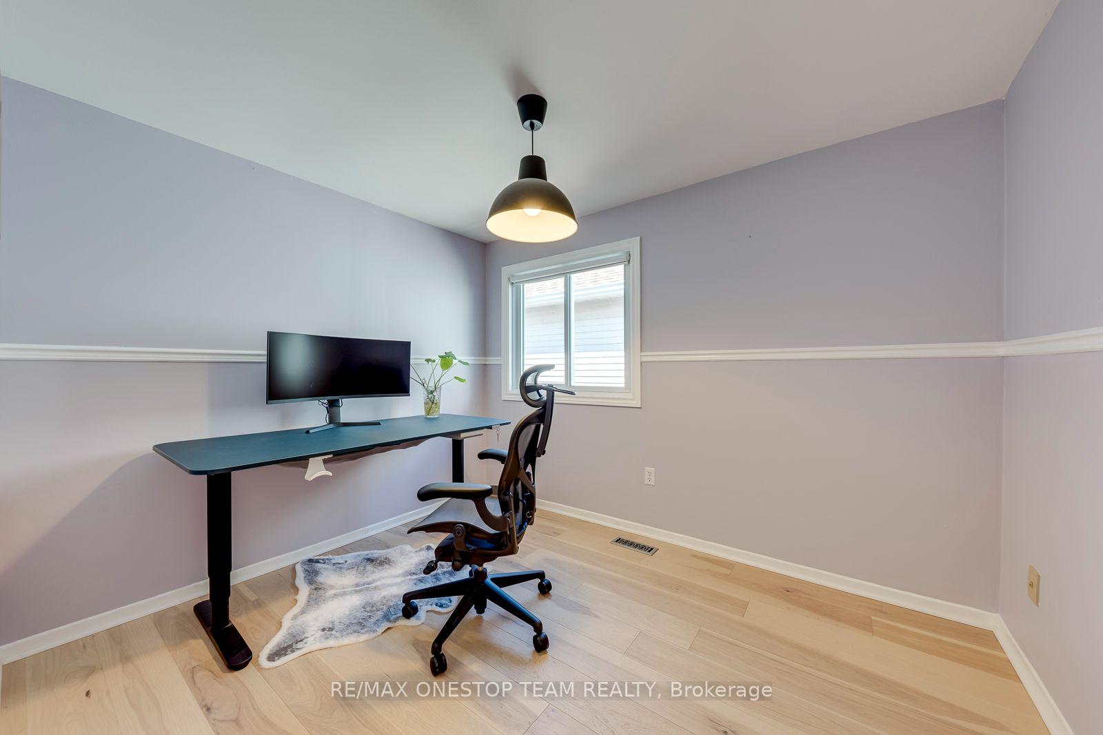 Photo 31 of 2070 Glenada Crescent, Oakville, Wedgewood Creek — HOMEH