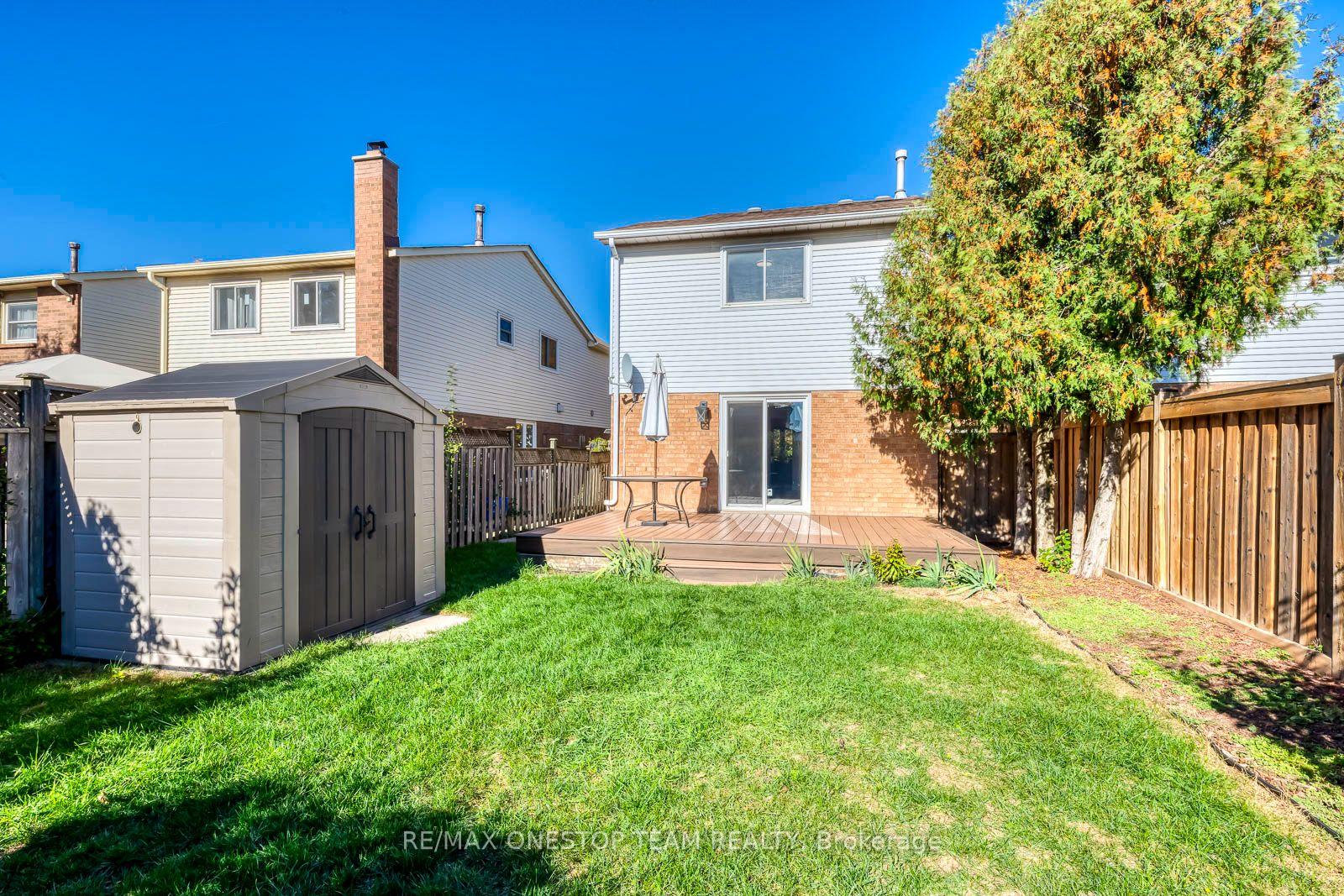 Photo 47 of 2070 Glenada Crescent, Oakville, Wedgewood Creek — HOMEH