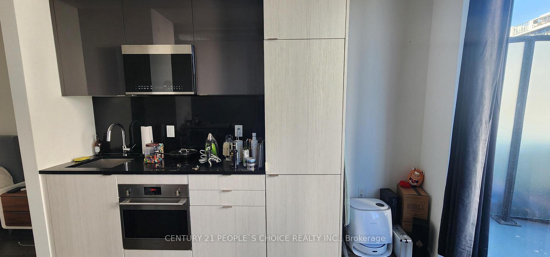 Photo 10 of Unit 614, 21 Lawren Harris Square, Toronto, Moss Park — HOMEH