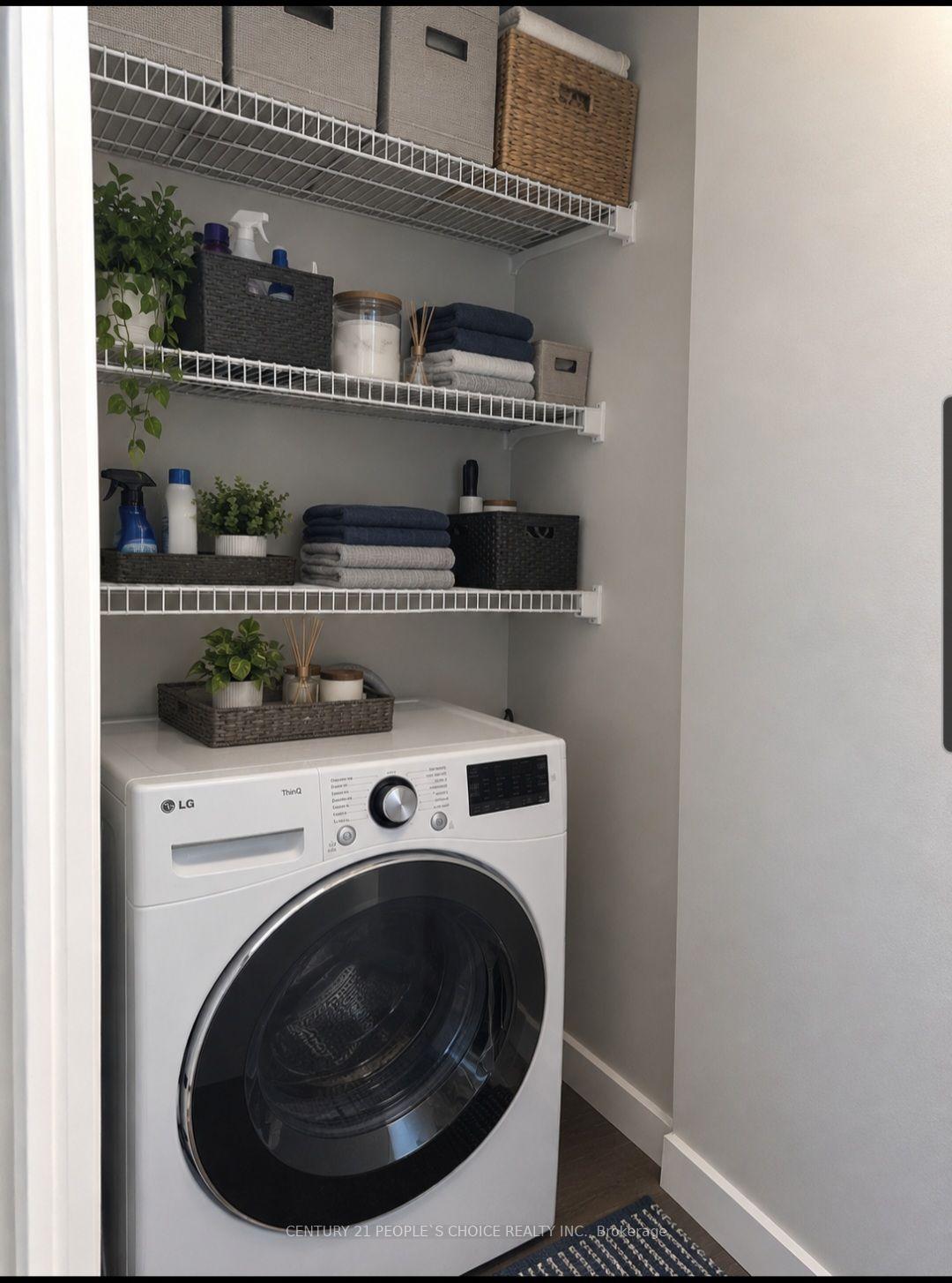 Photo 17 of Unit 614, 21 Lawren Harris Square, Toronto, Moss Park — HOMEH