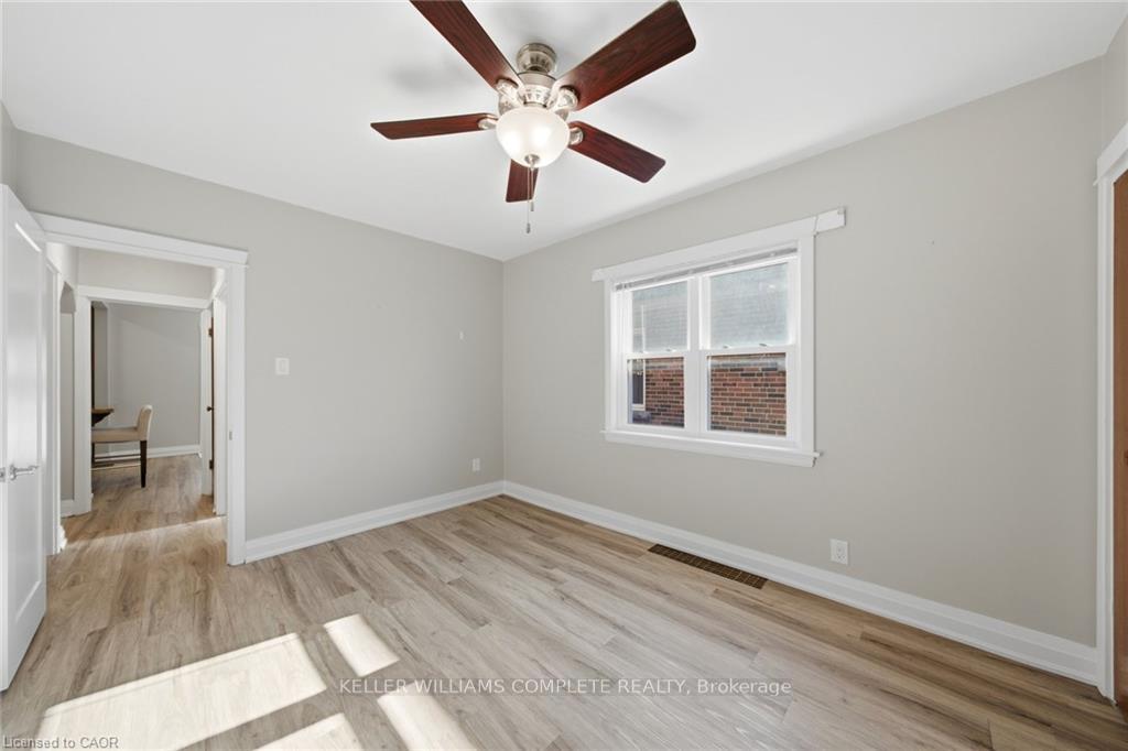 Photo 13 of 143 Huxley Avenue S, Hamilton, Delta — HOMEH