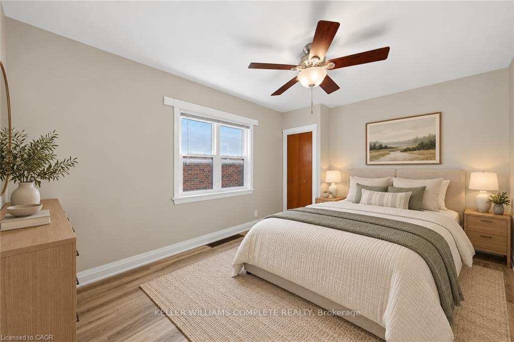 Photo 14 of 143 Huxley Avenue S, Hamilton, Delta — HOMEH