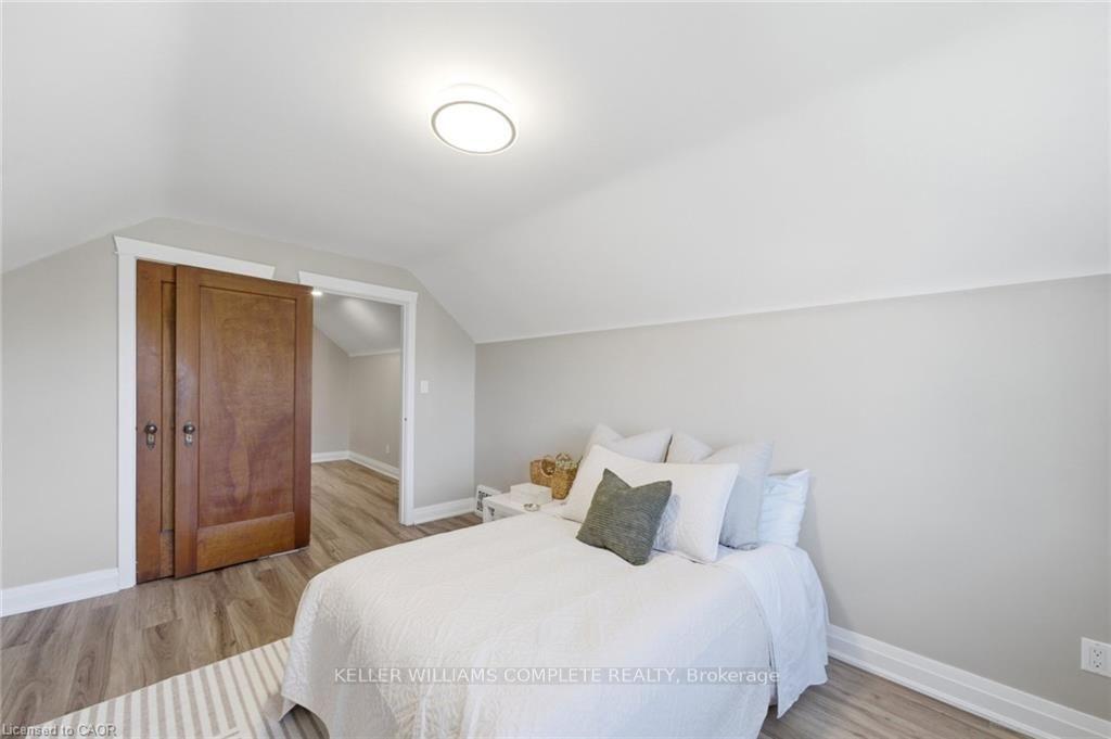 Photo 25 of 143 Huxley Avenue S, Hamilton, Delta — HOMEH