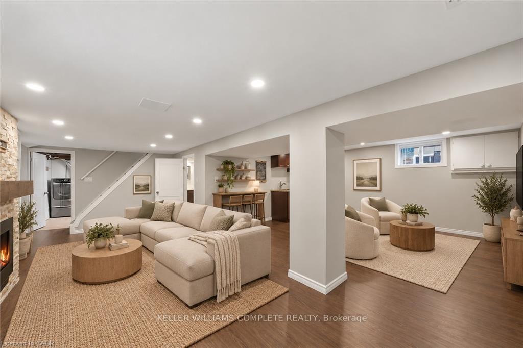 Photo 33 of 143 Huxley Avenue S, Hamilton, Delta — HOMEH
